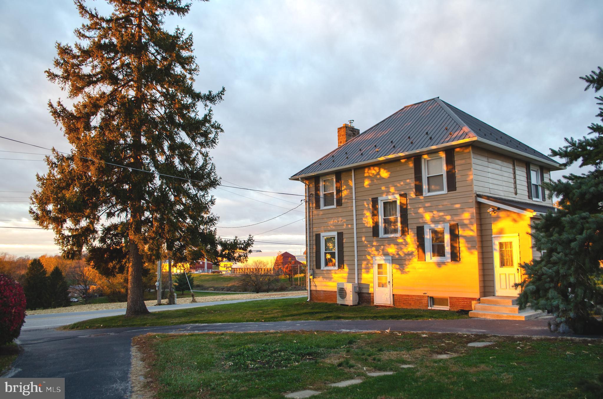 YORK TWP - Residential