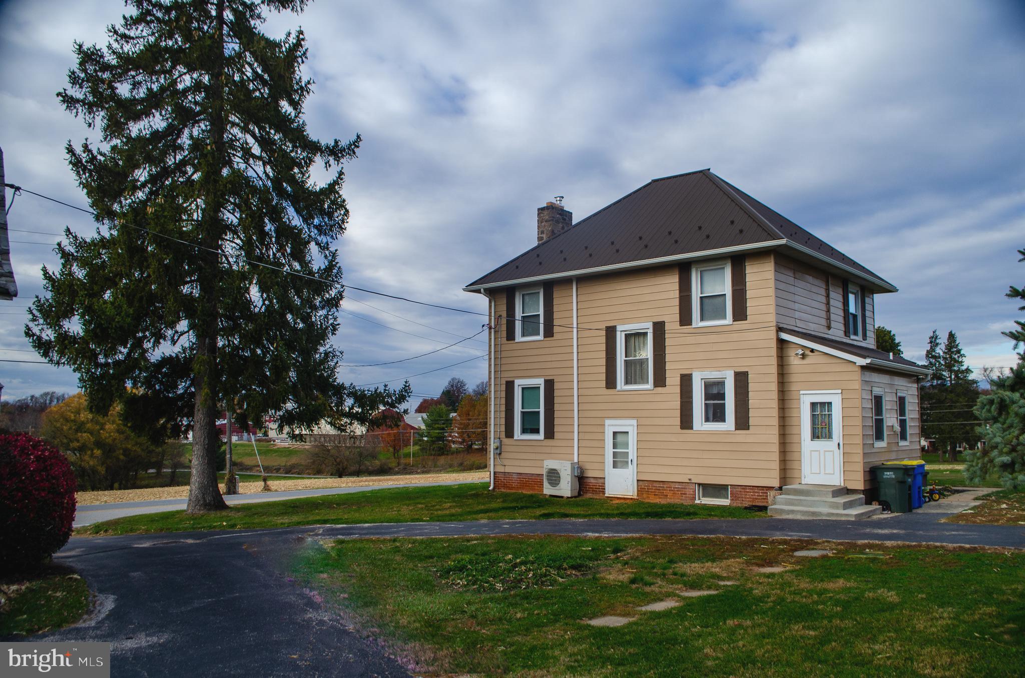 YORK TWP - Residential