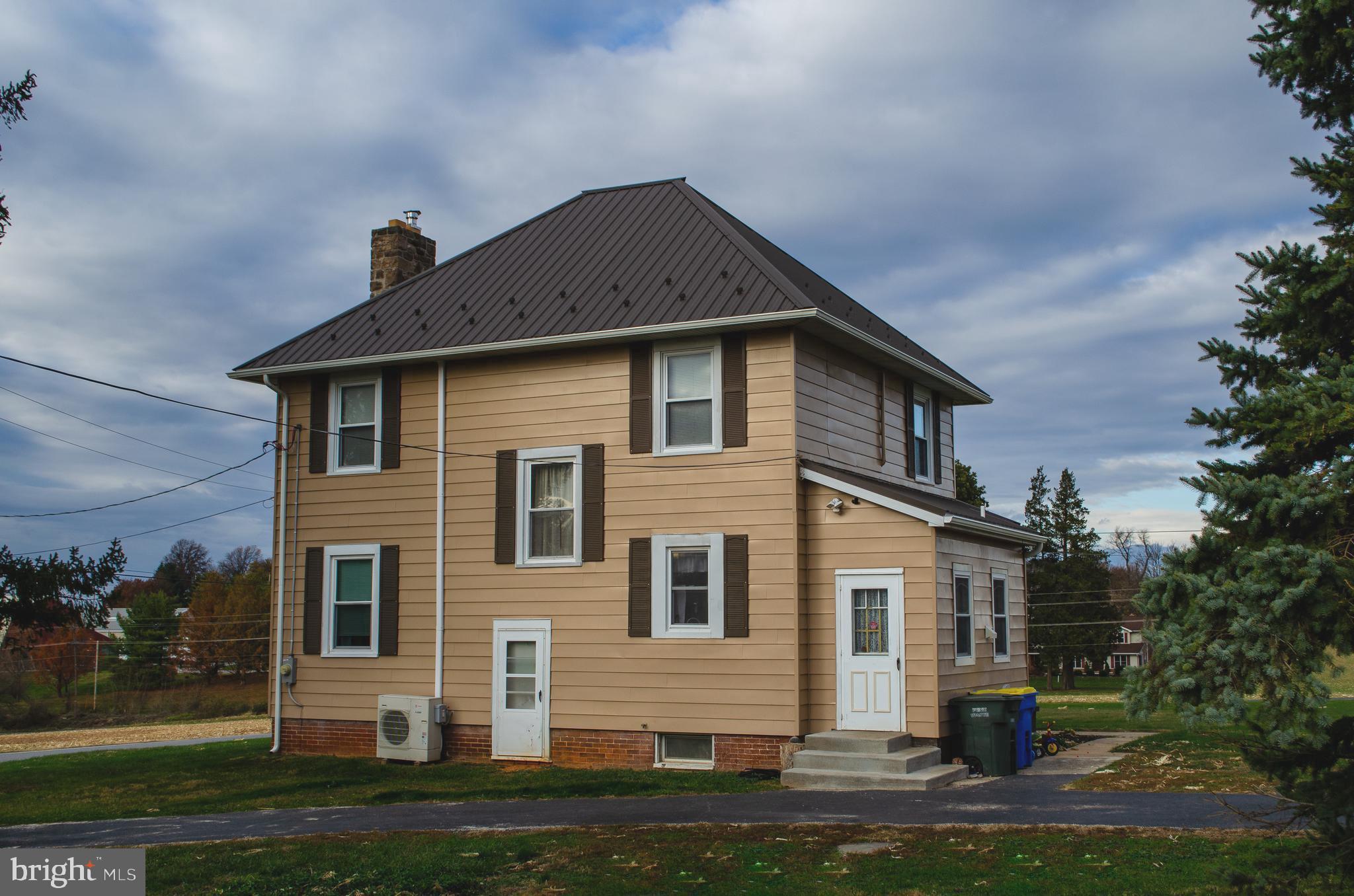 YORK TWP - Residential