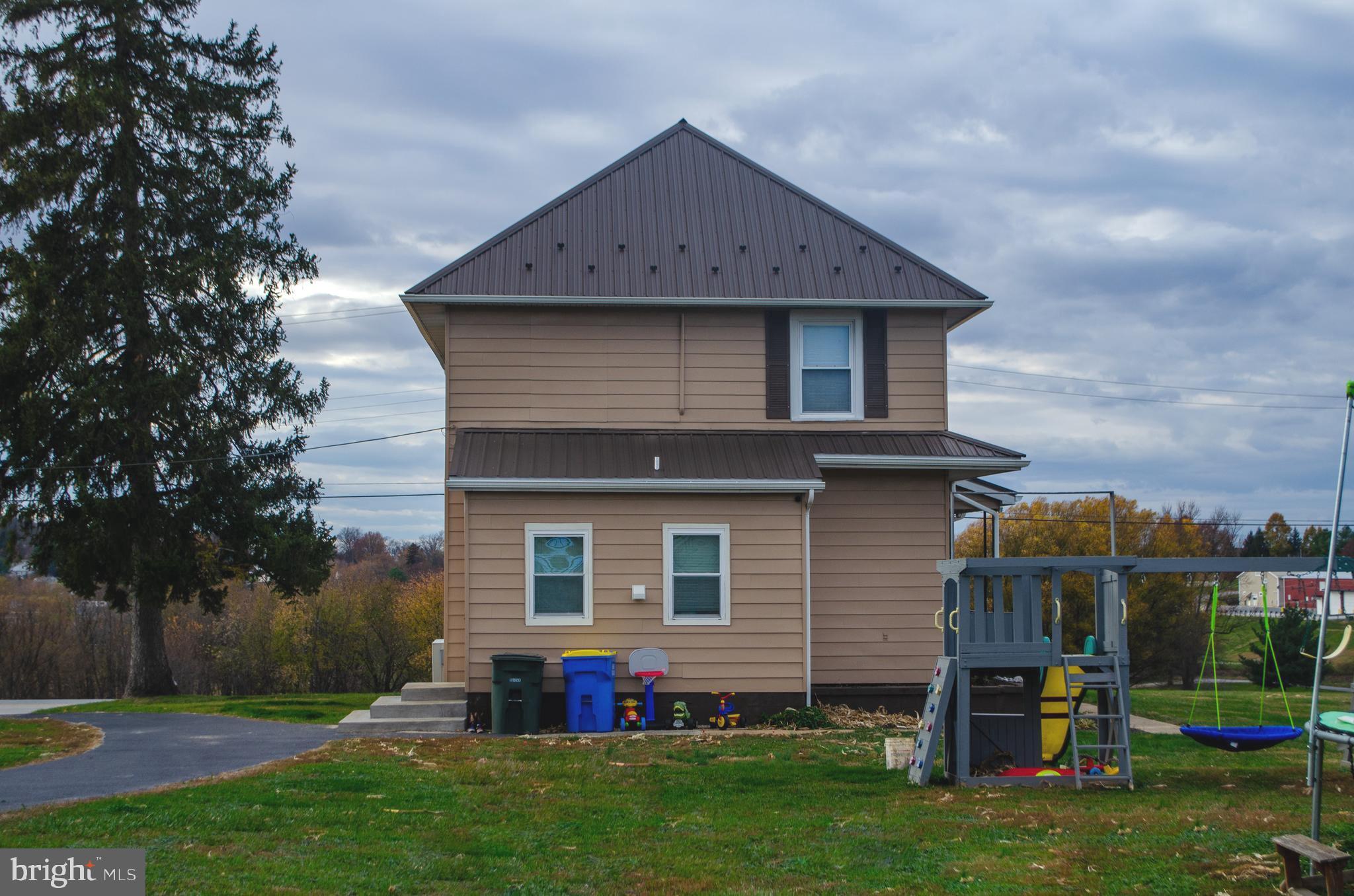 YORK TWP - Residential