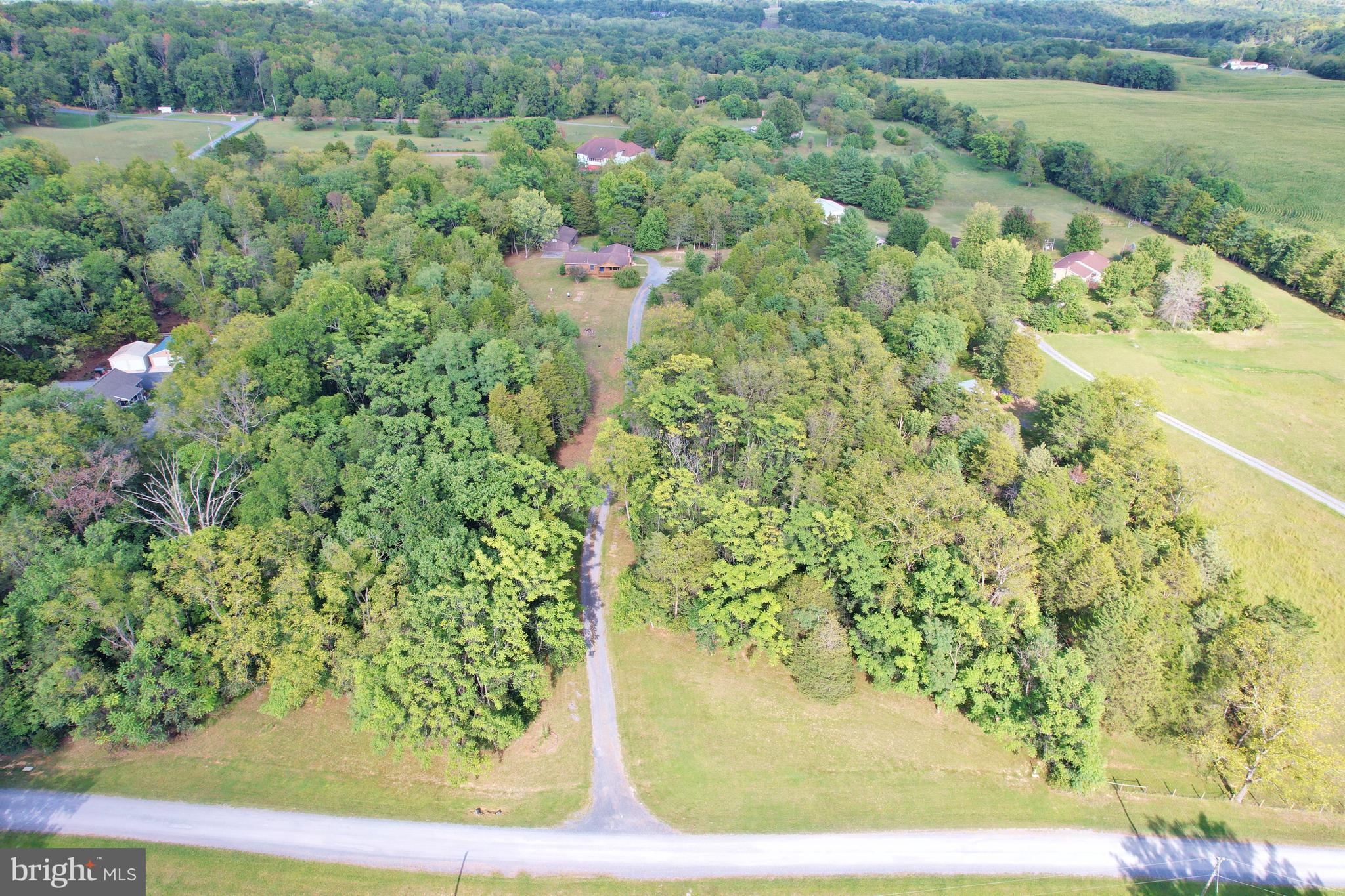 338 CALAMUS LANE