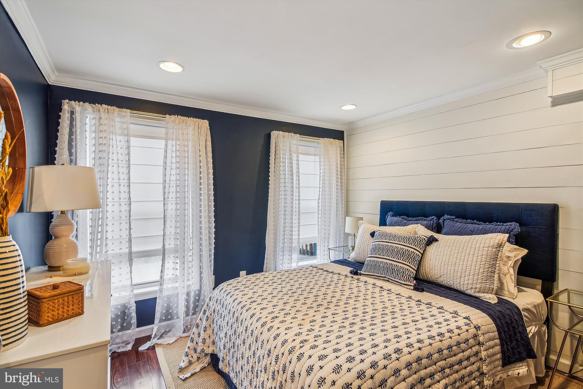 RIVERSIDE PARK - Residential