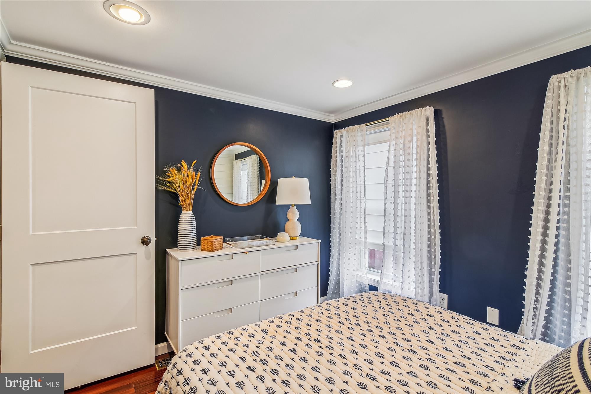 RIVERSIDE PARK - Residential