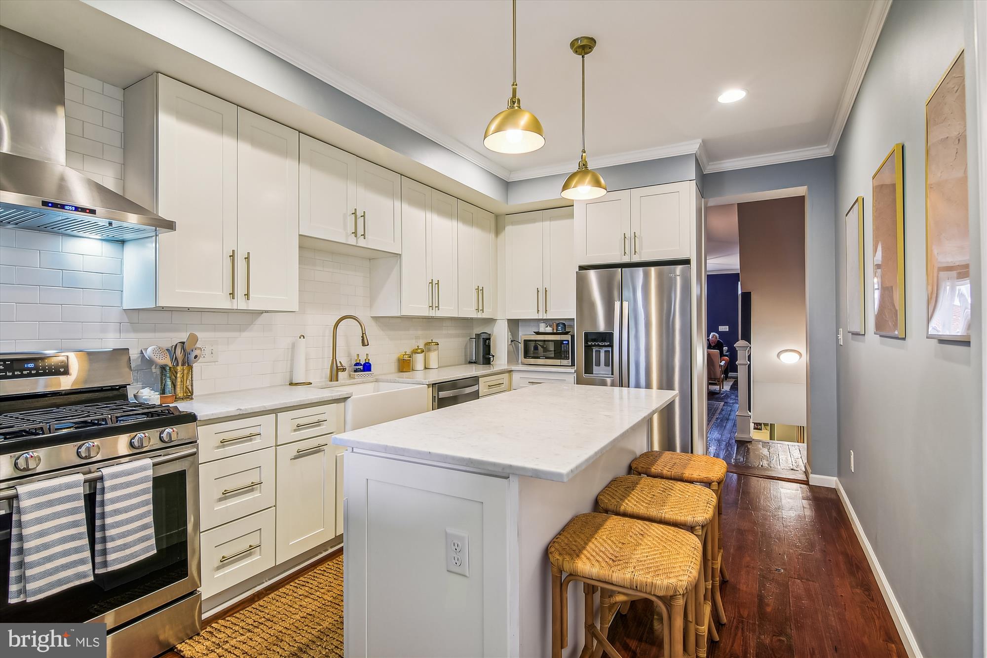 RIVERSIDE PARK - Residential