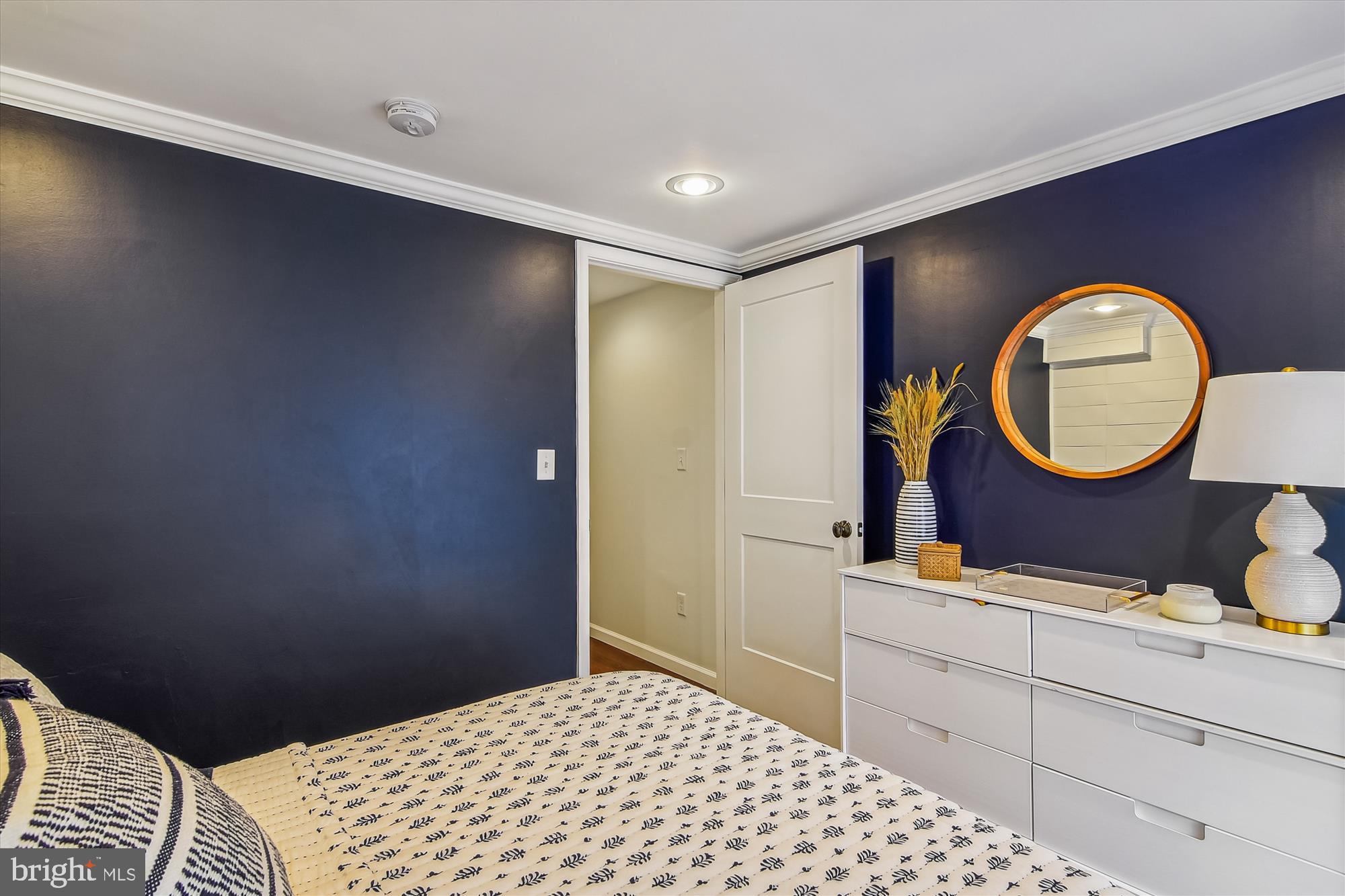 RIVERSIDE PARK - Residential