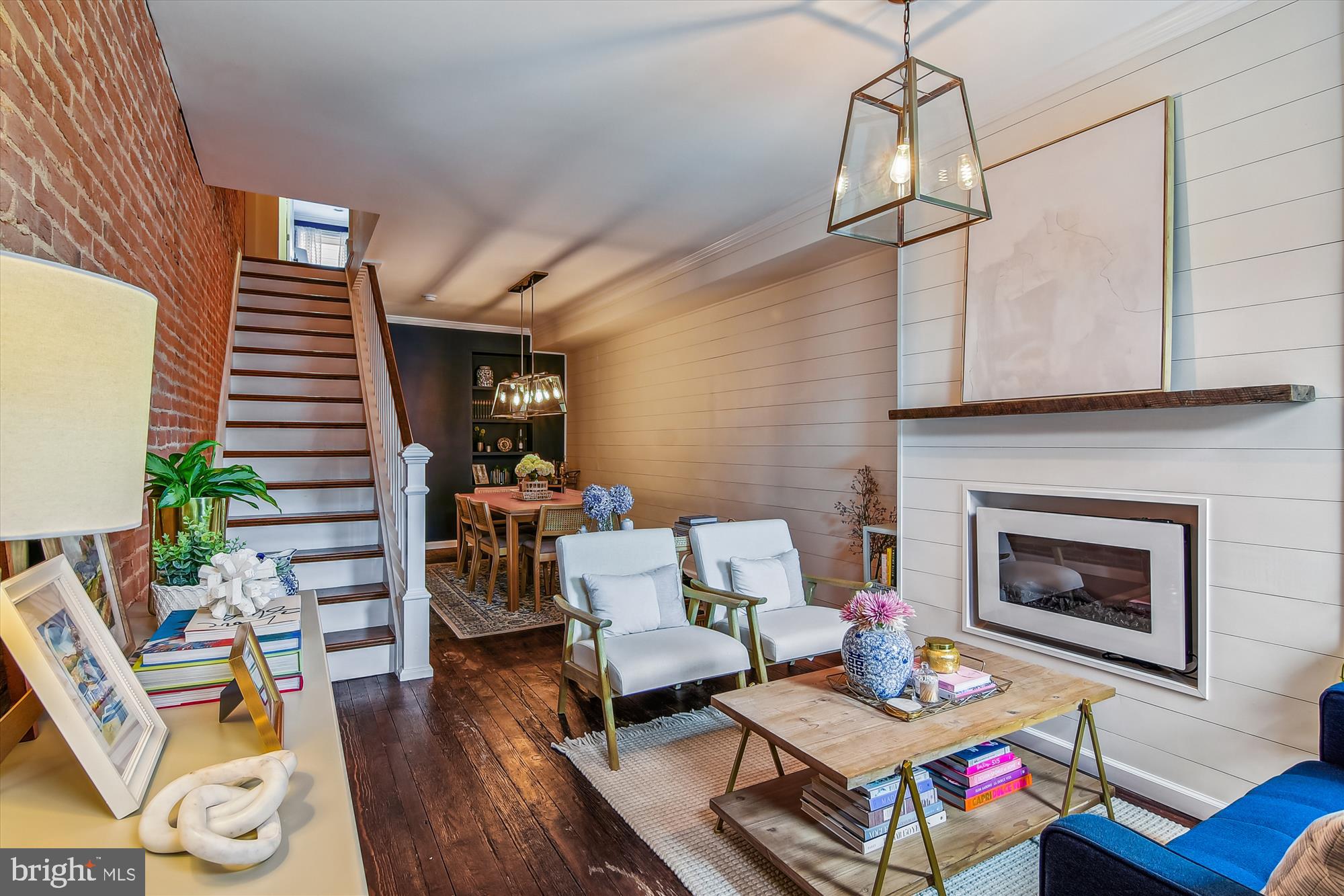 RIVERSIDE PARK - Residential