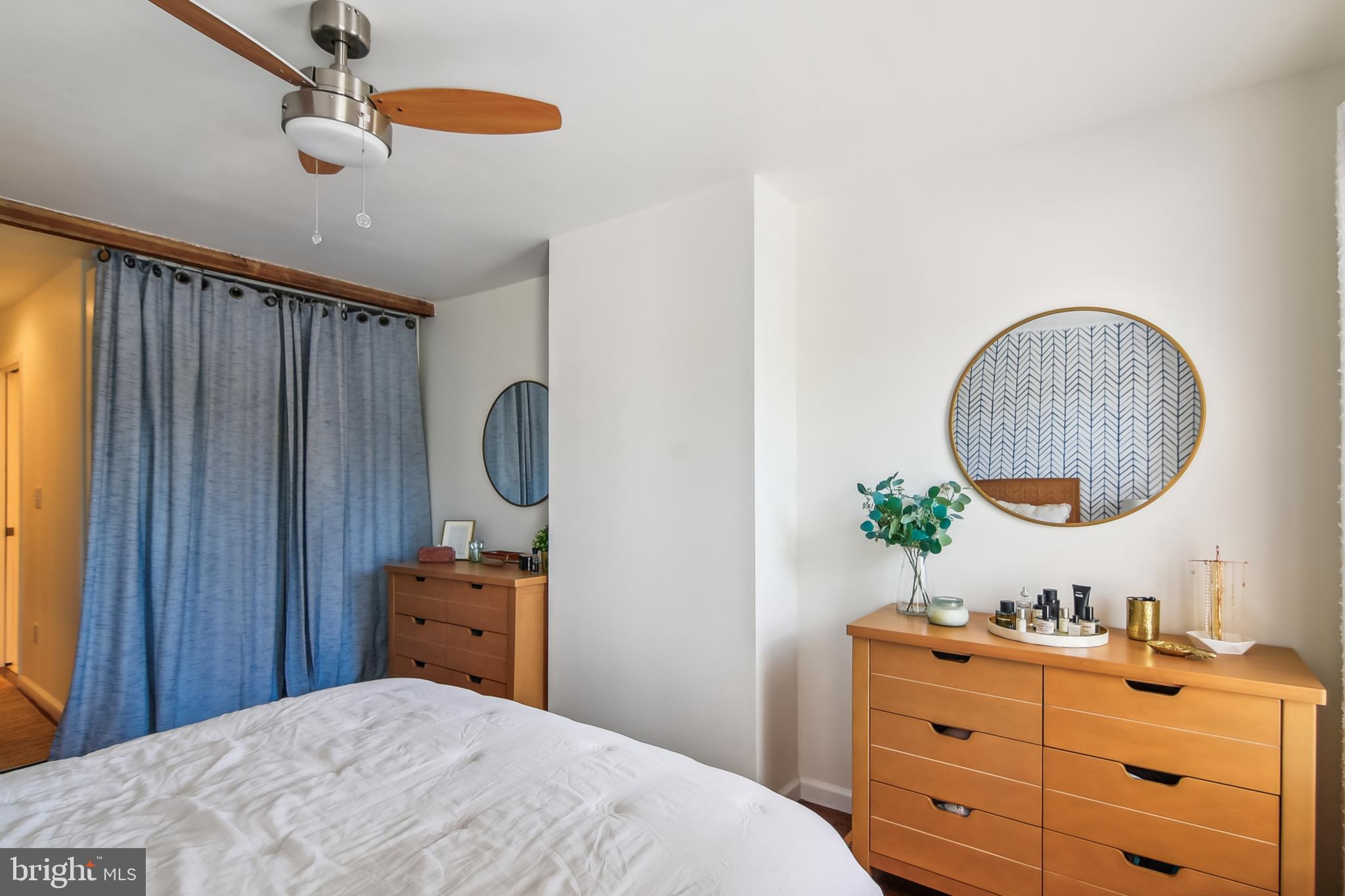 RIVERSIDE PARK - Residential