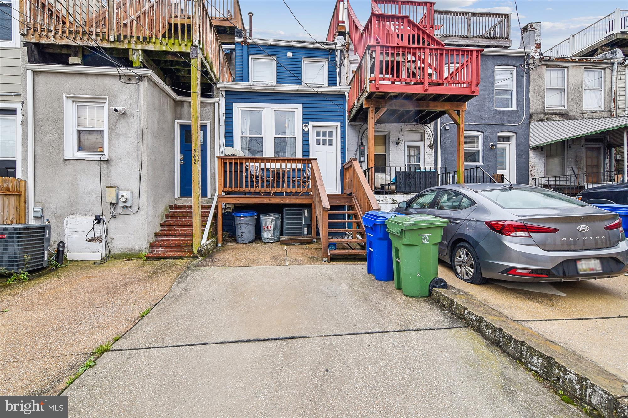 RIVERSIDE PARK - Residential