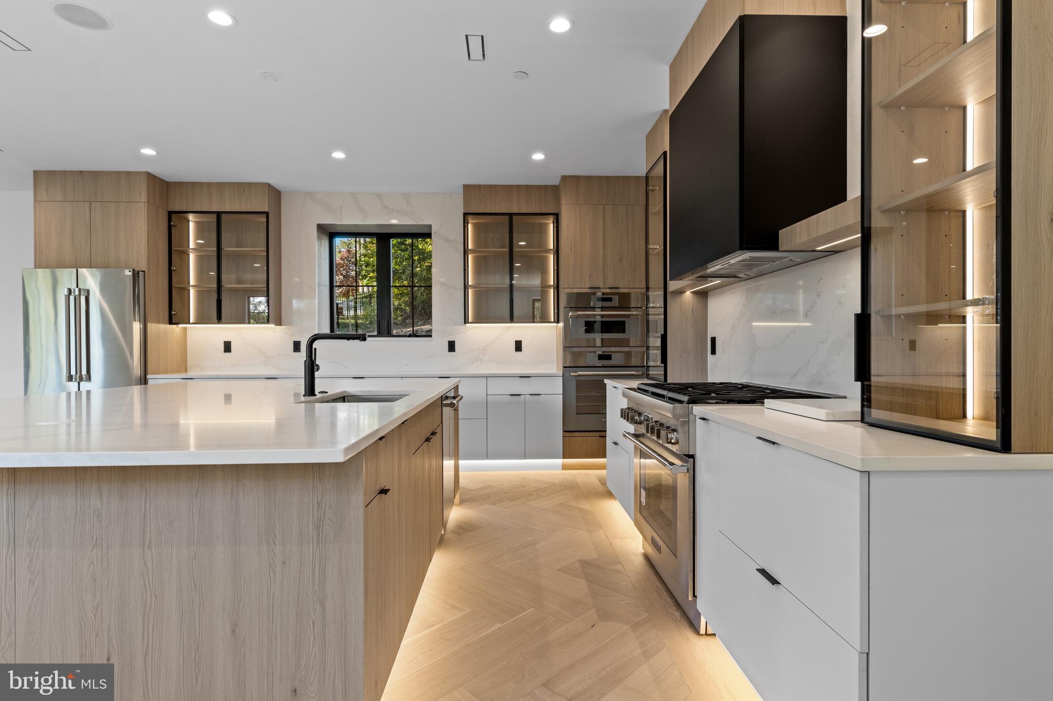 RUNNYMEADE FARMS - Residential