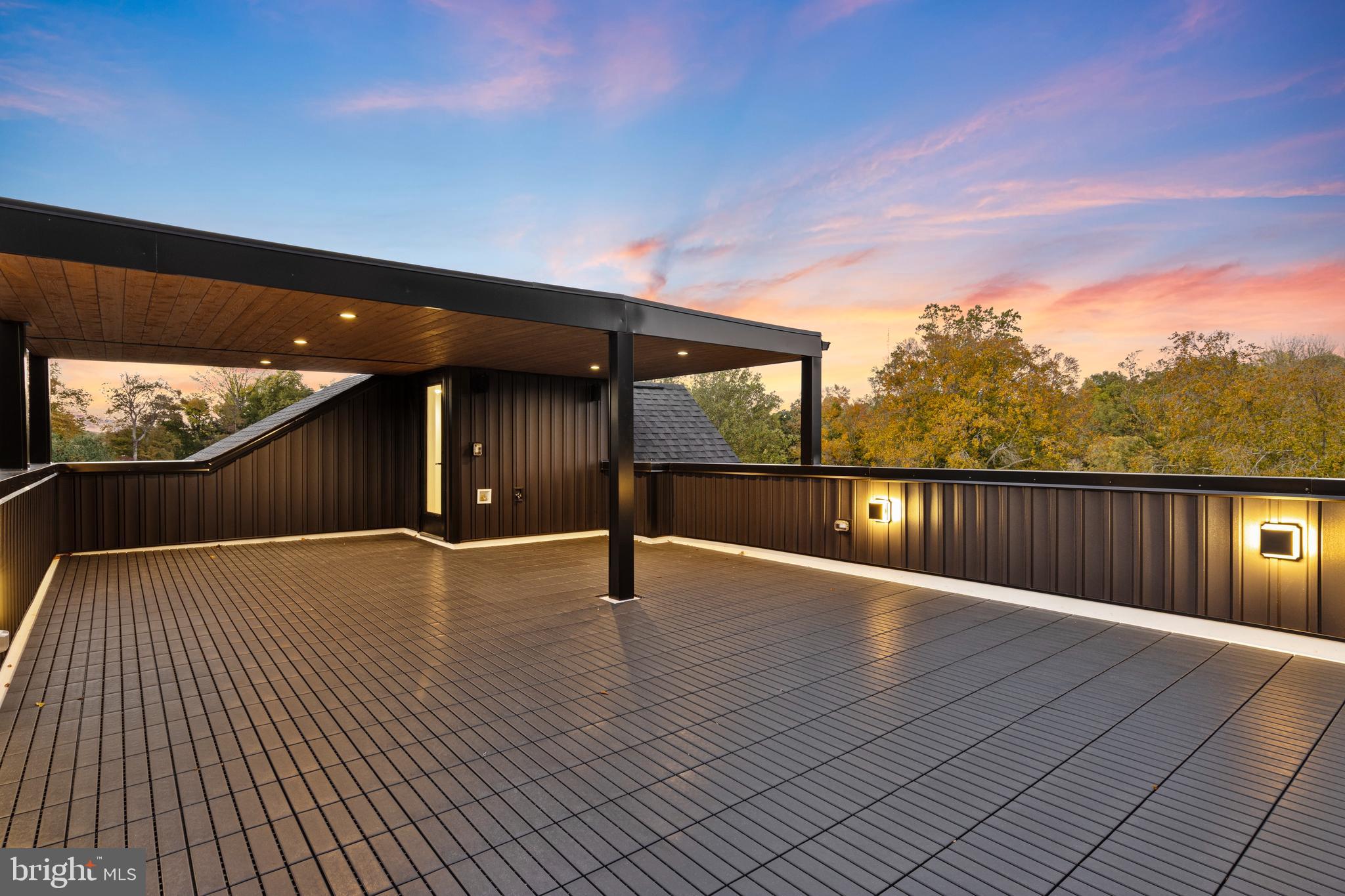 RUNNYMEADE FARMS - Residential