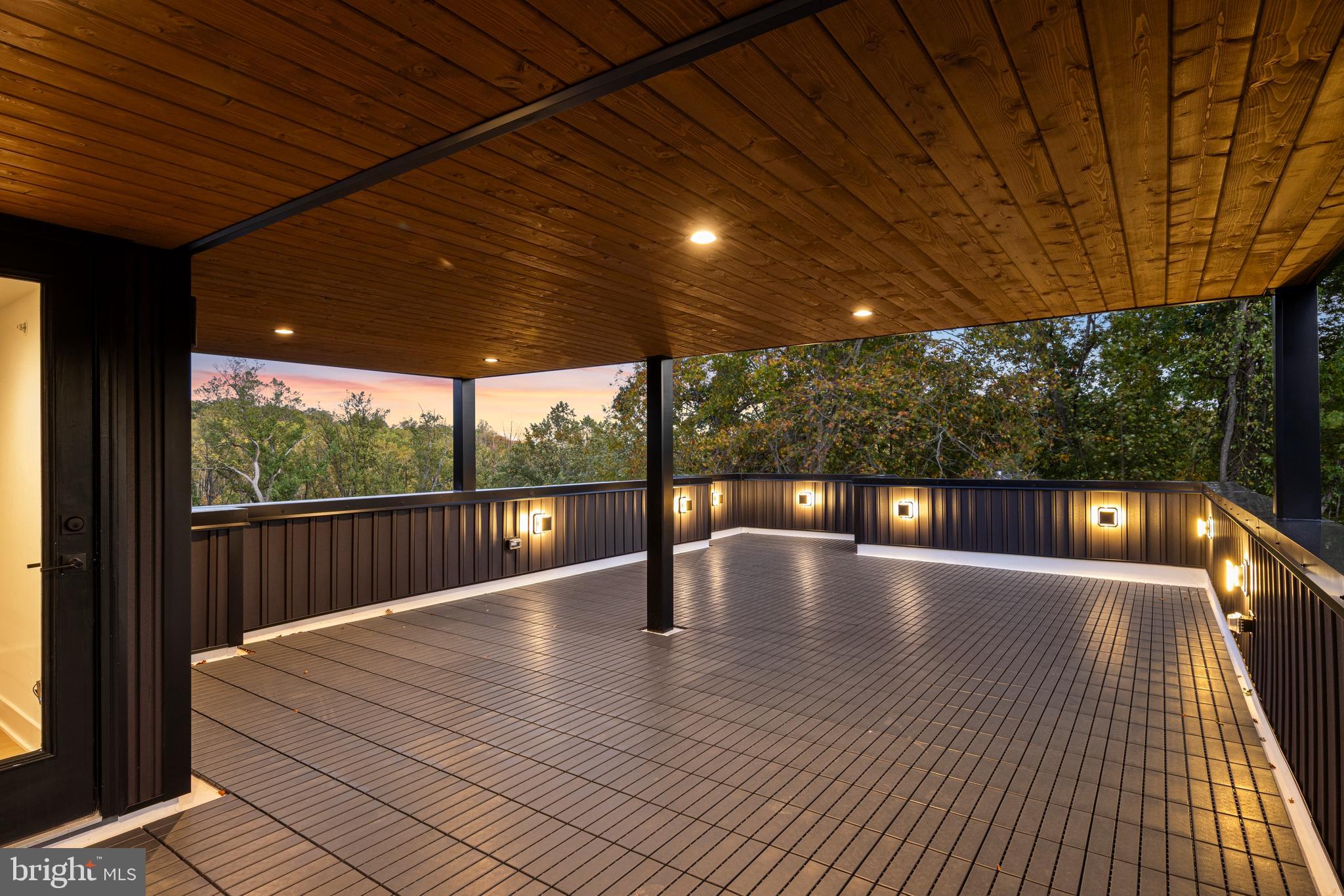 RUNNYMEADE FARMS - Residential