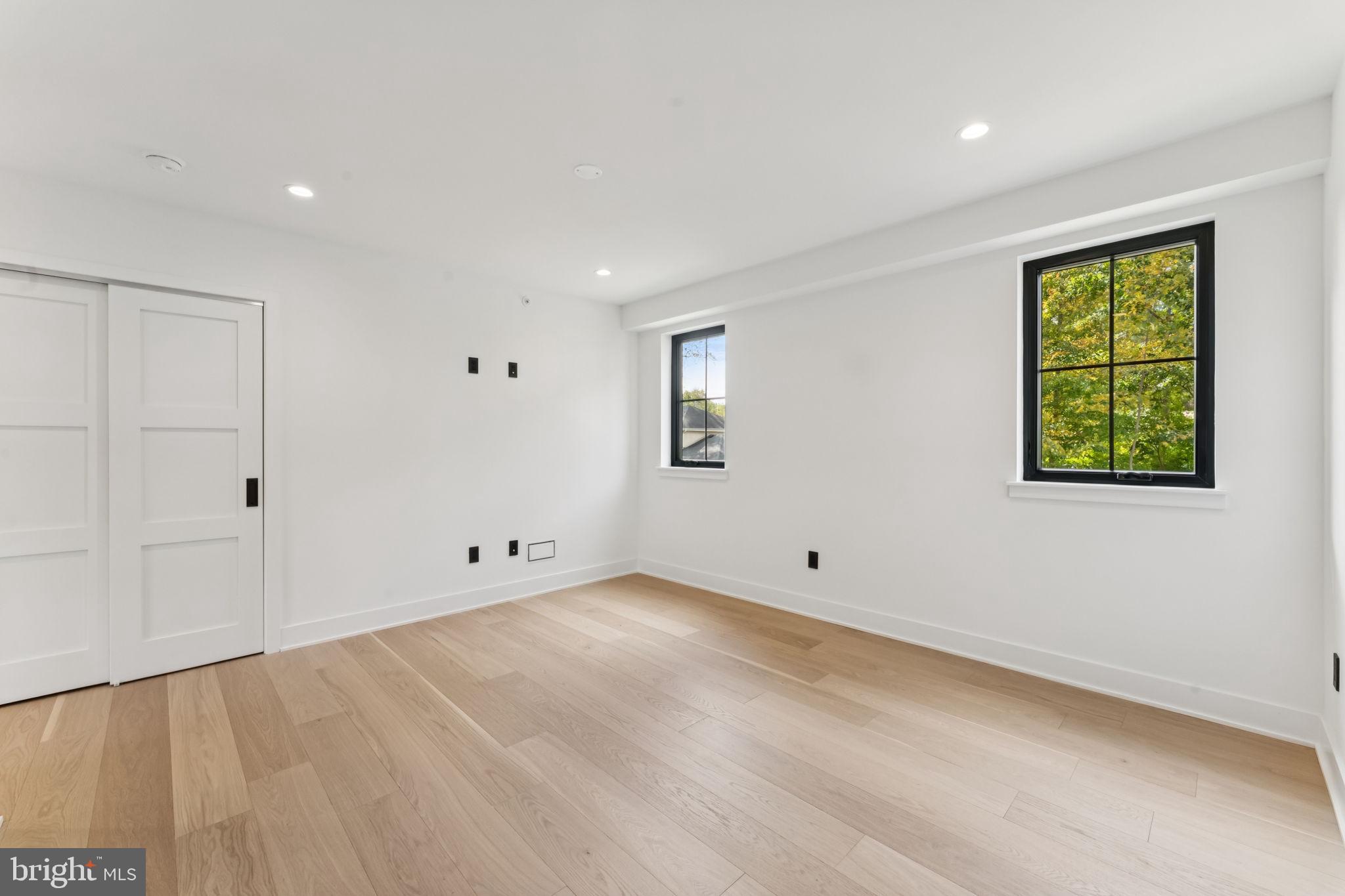 RUNNYMEADE FARMS - Residential