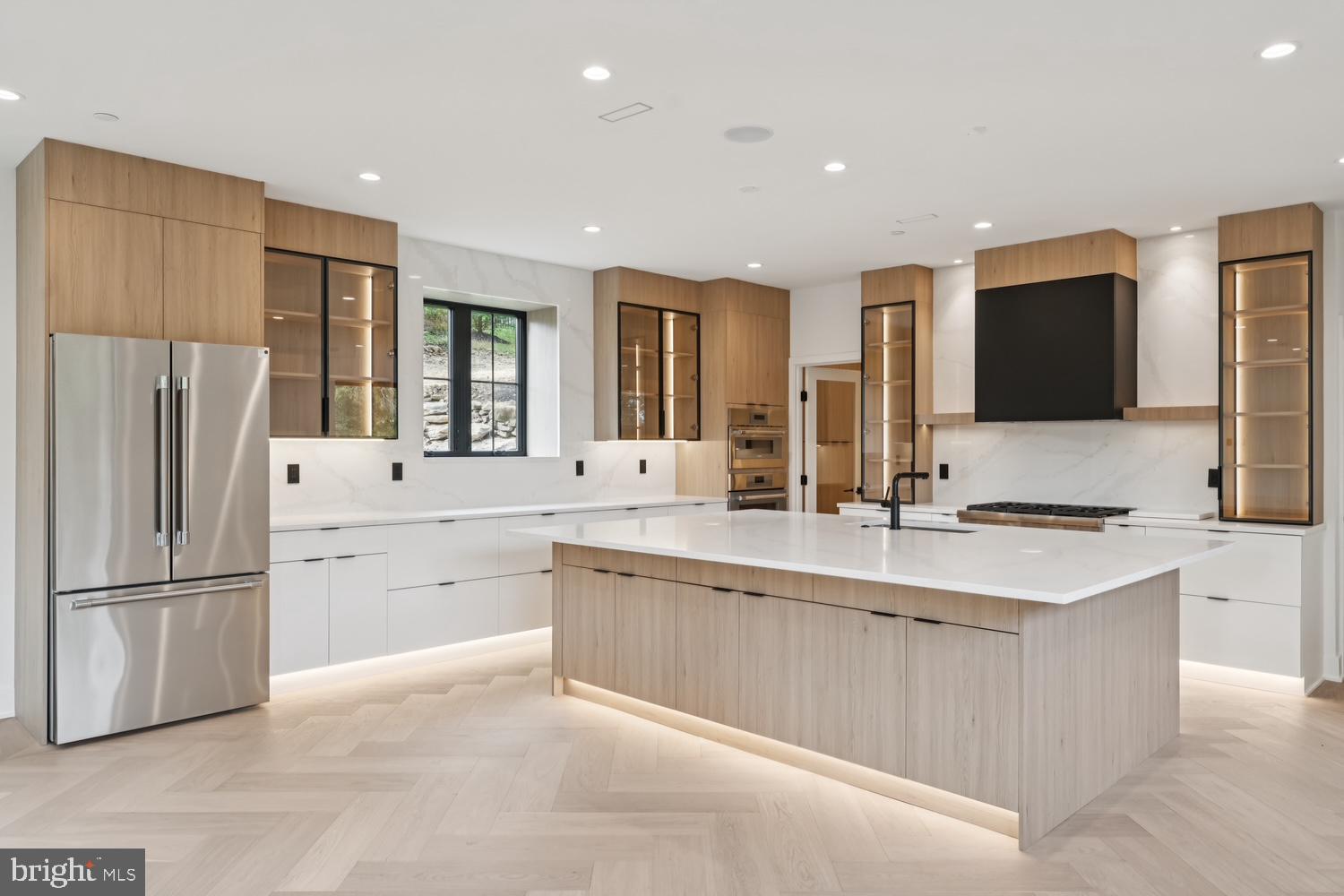 RUNNYMEADE FARMS - Residential