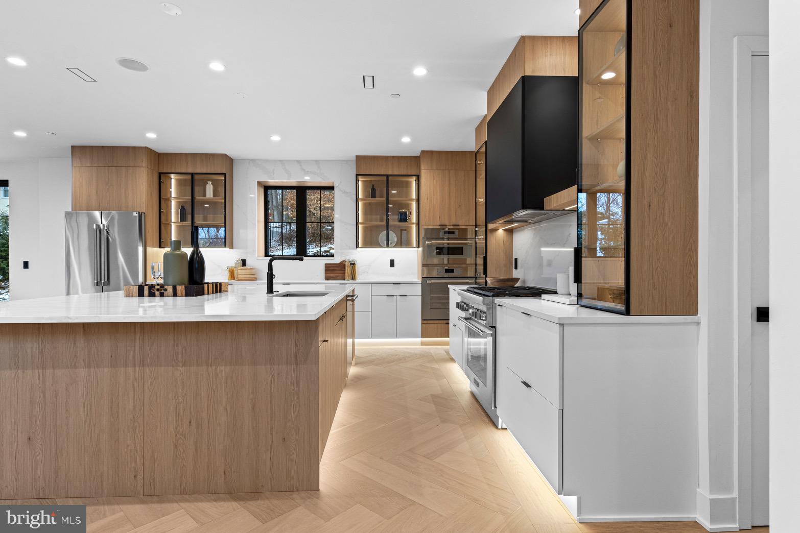 RUNNYMEADE FARMS - Residential