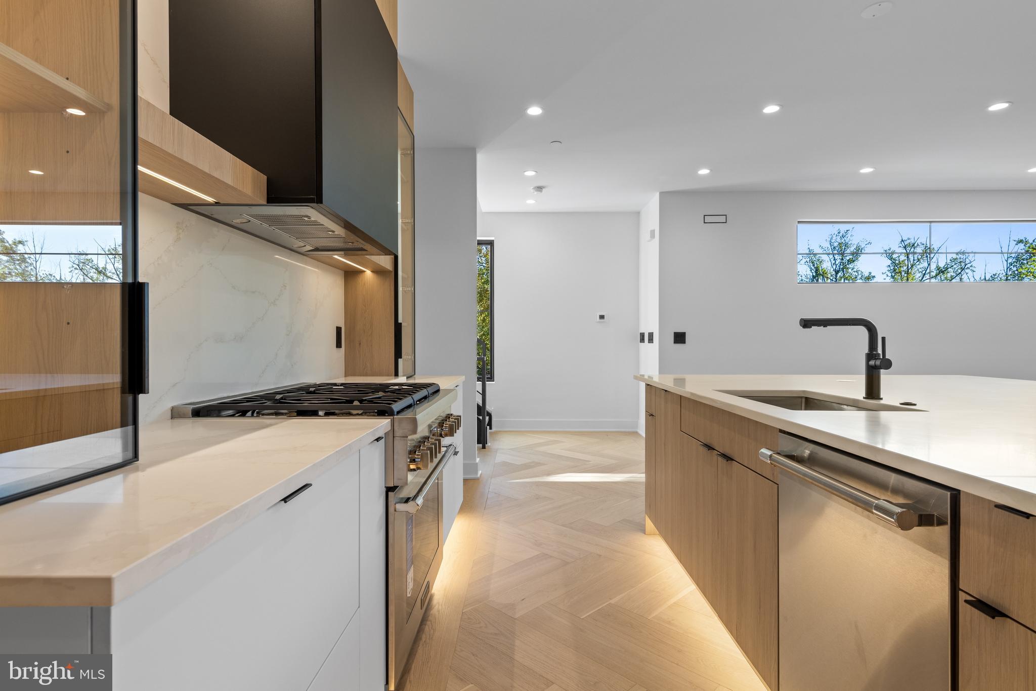 RUNNYMEADE FARMS - Residential