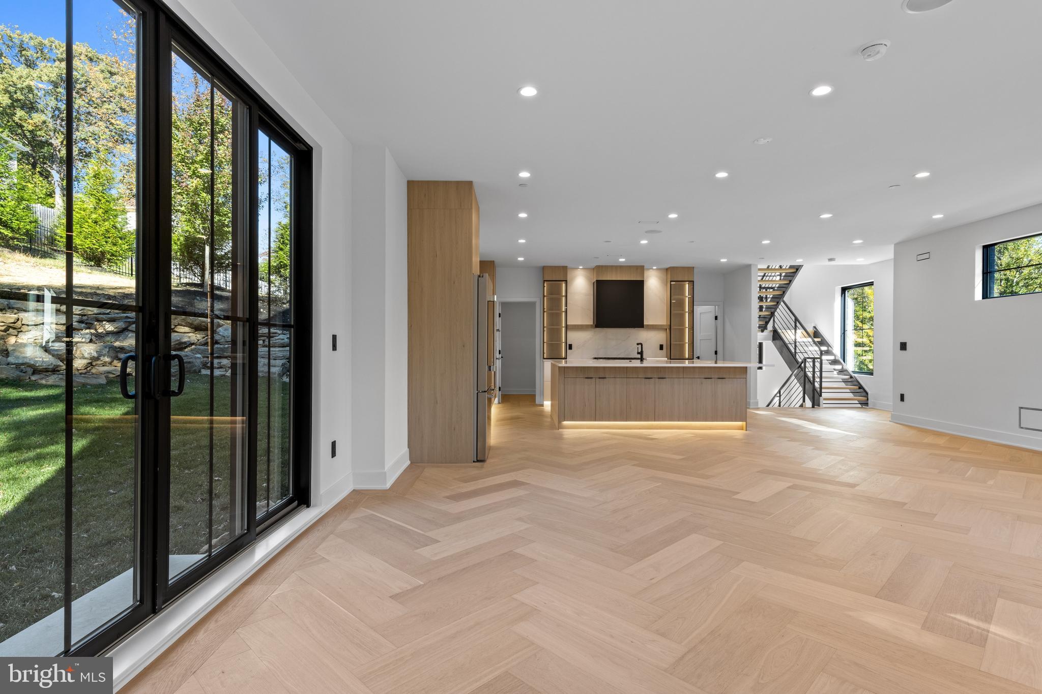 RUNNYMEADE FARMS - Residential