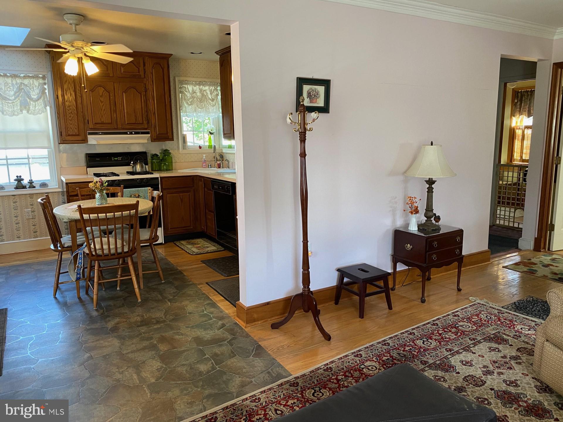 HOLLYWOOD - Residential