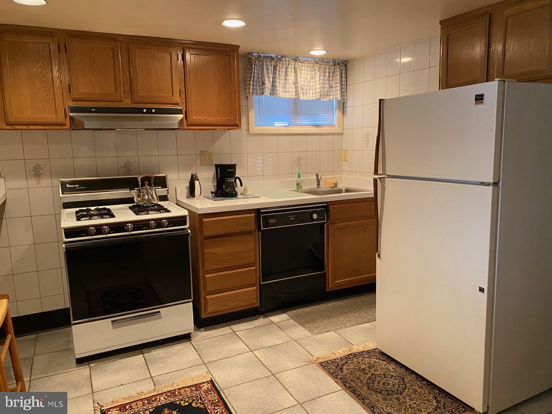 HOLLYWOOD - Residential