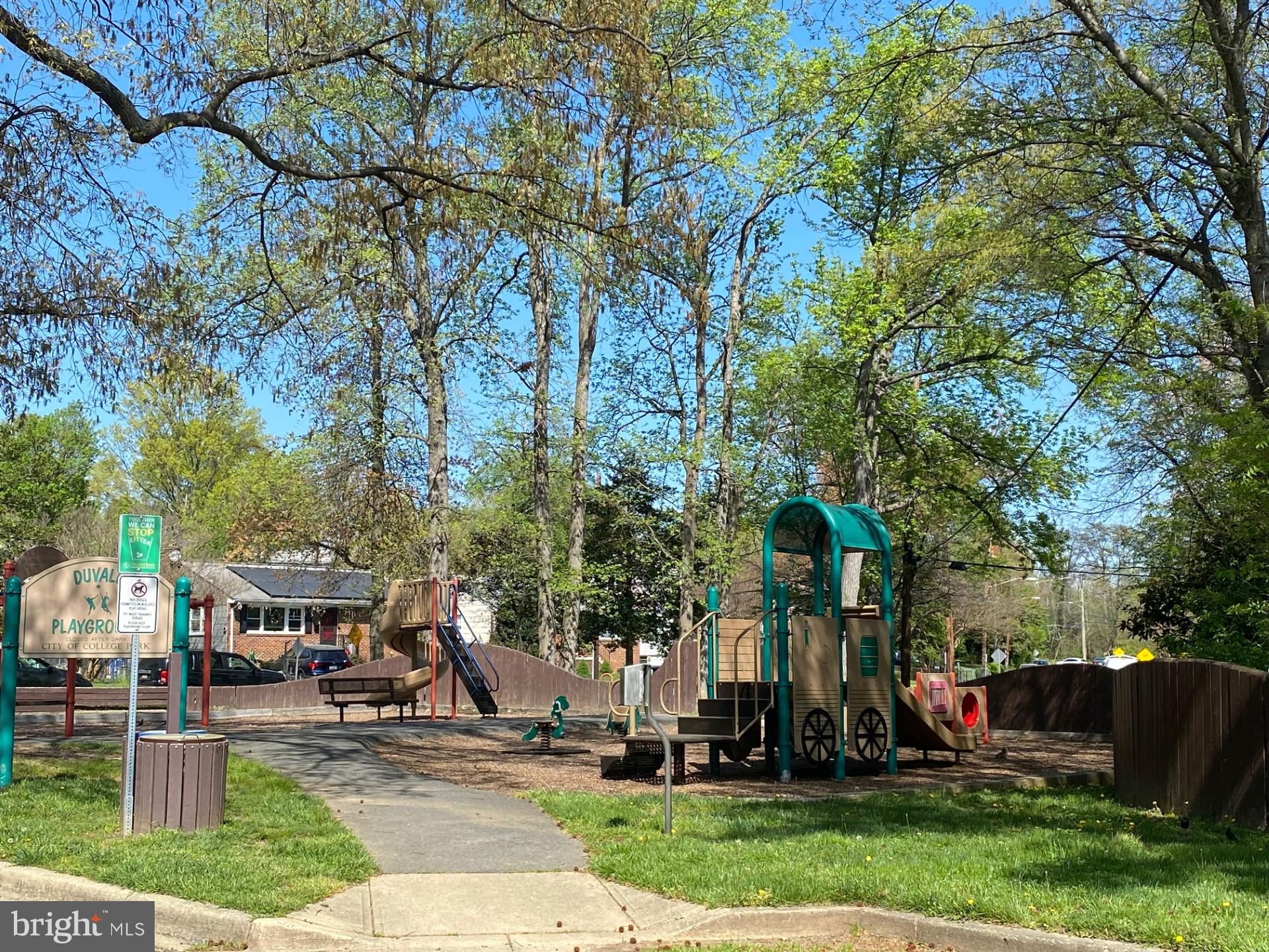 HOLLYWOOD - Residential