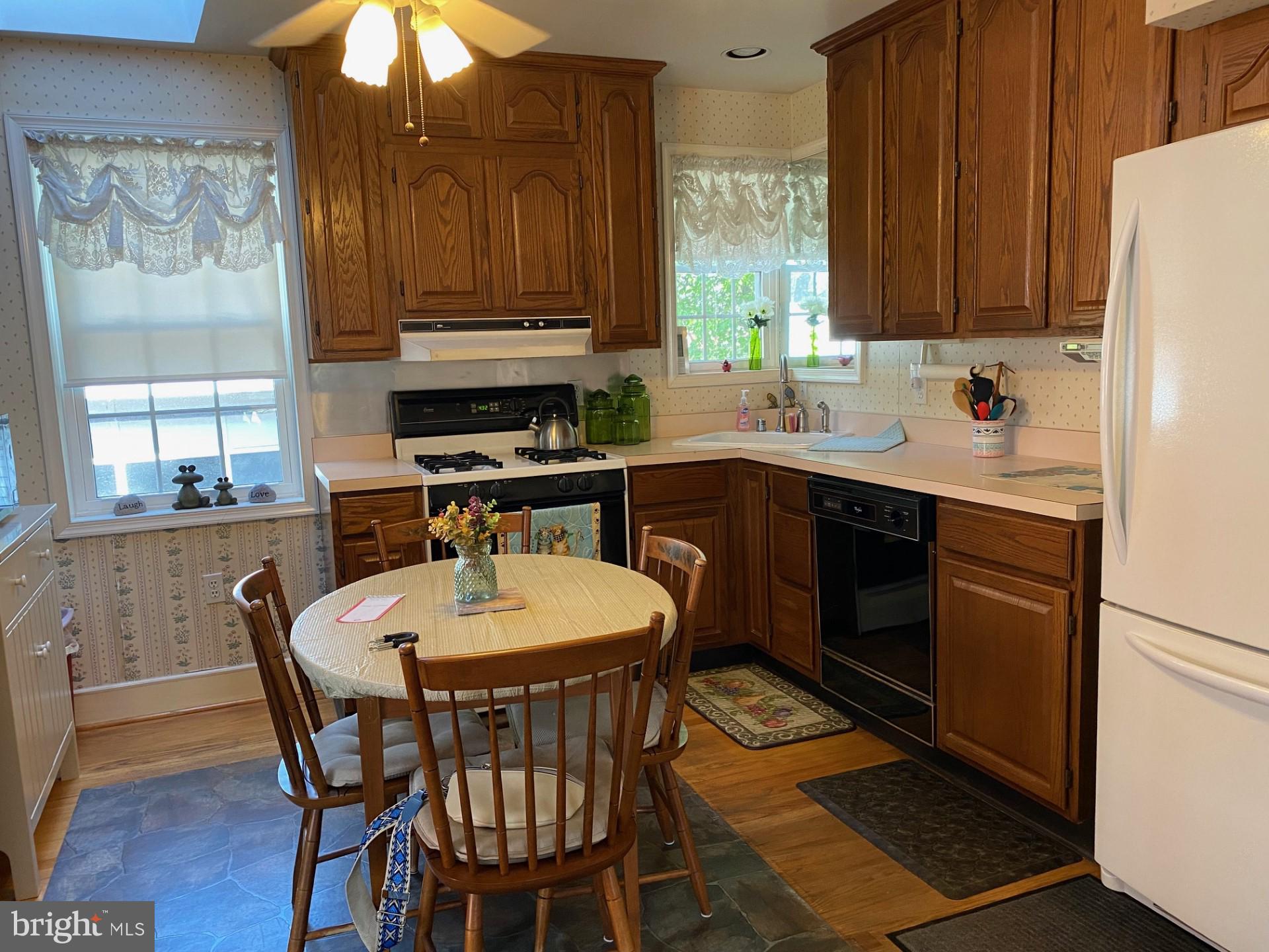 HOLLYWOOD - Residential