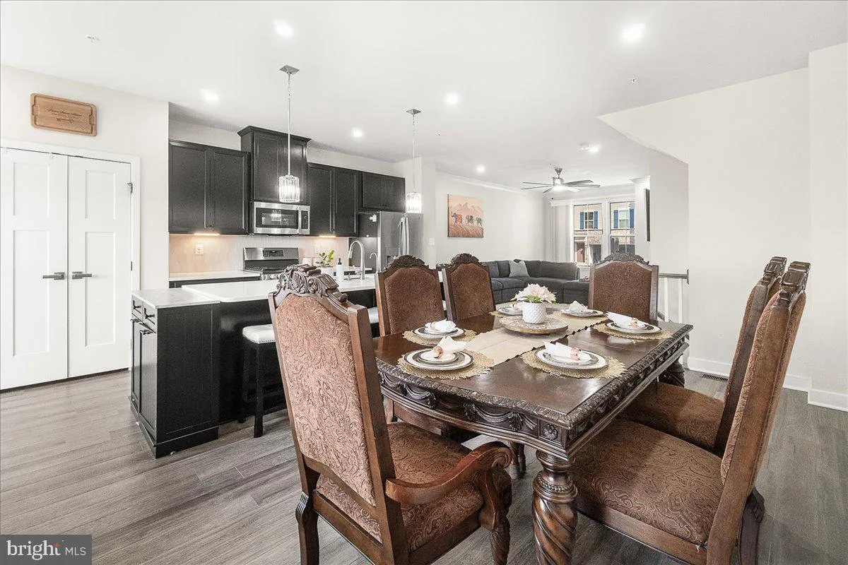 New Market, Maryland 21774, United States, 4 Bedrooms Bedrooms, ,4 BathroomsBathrooms,Residential,Active,86596