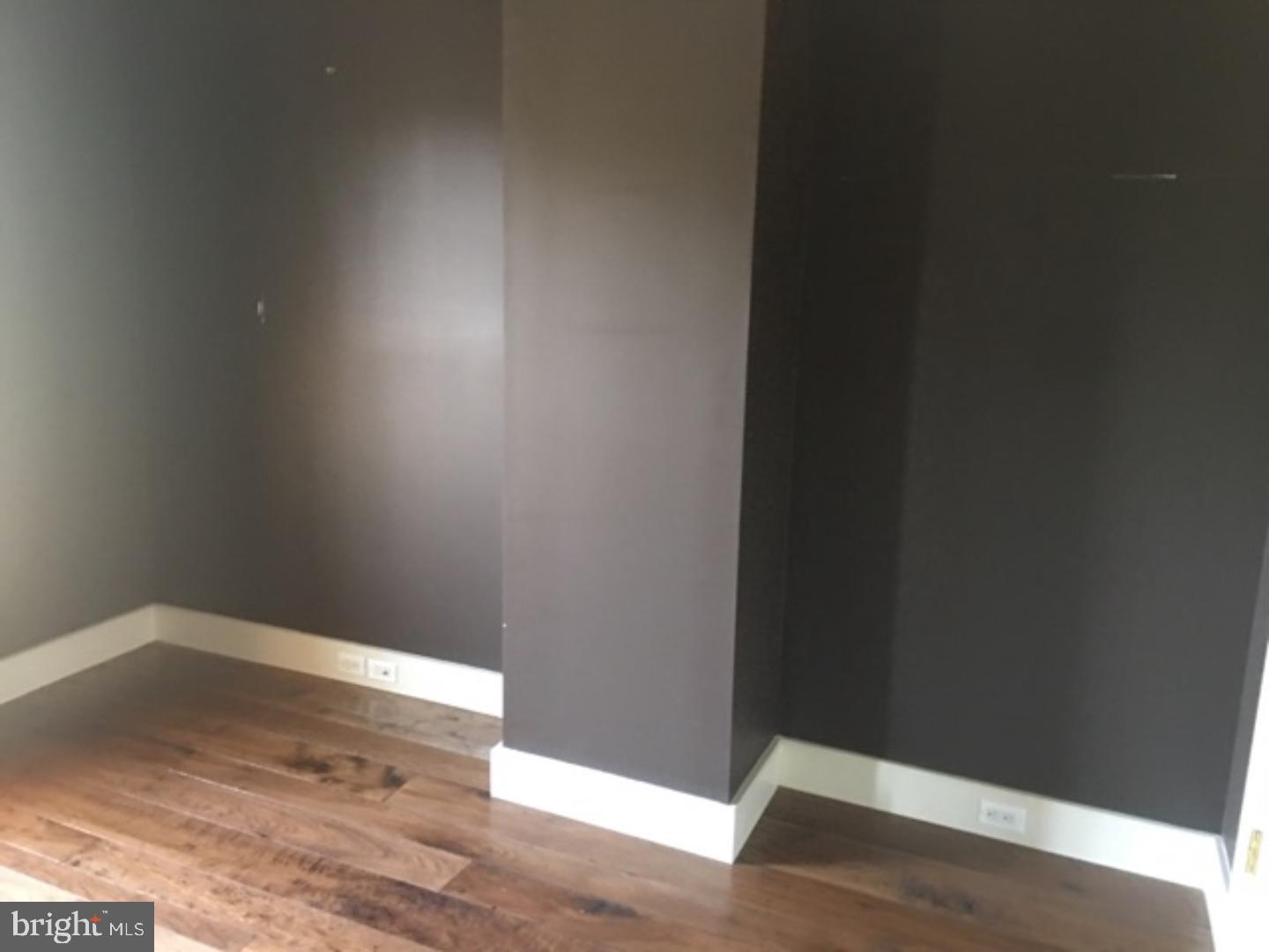 INGHAM MEWS - Residential Lease