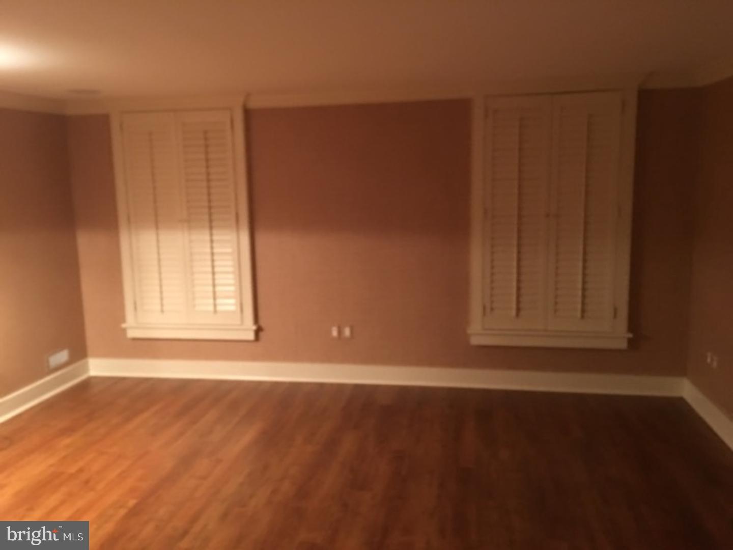 INGHAM MEWS - Residential Lease