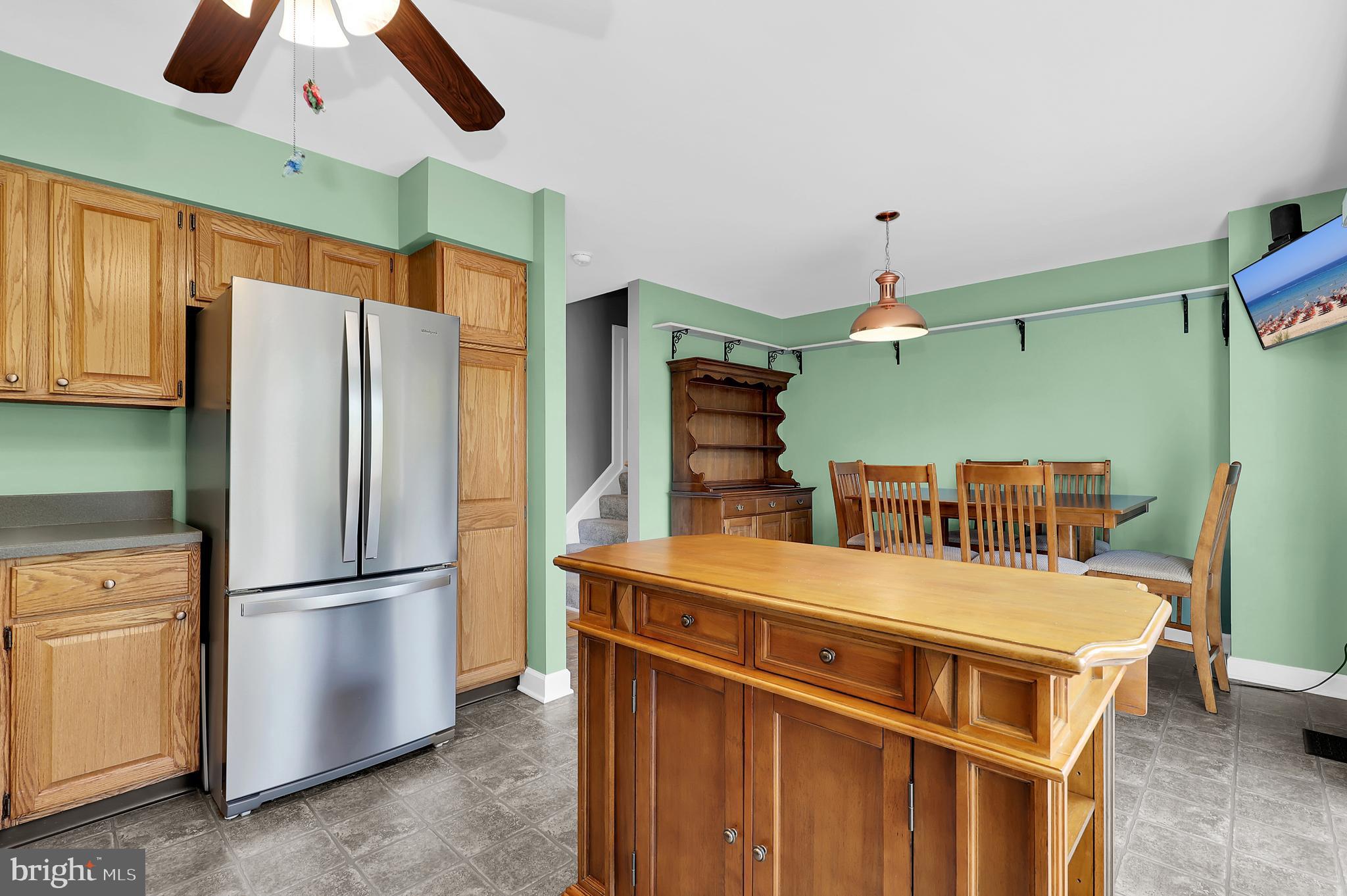 SOCIETY CIRCLE - Residential