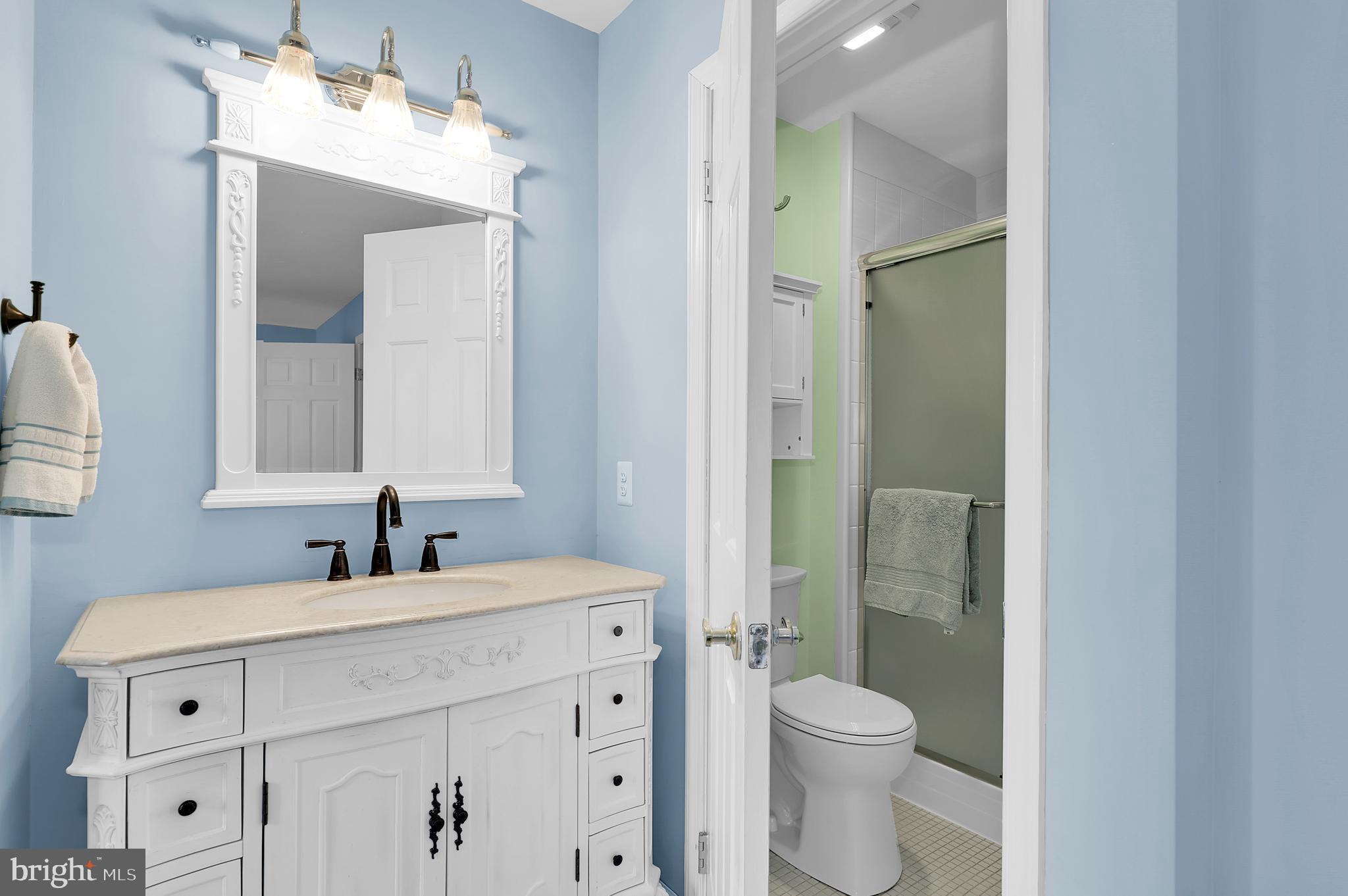 SOCIETY CIRCLE - Residential