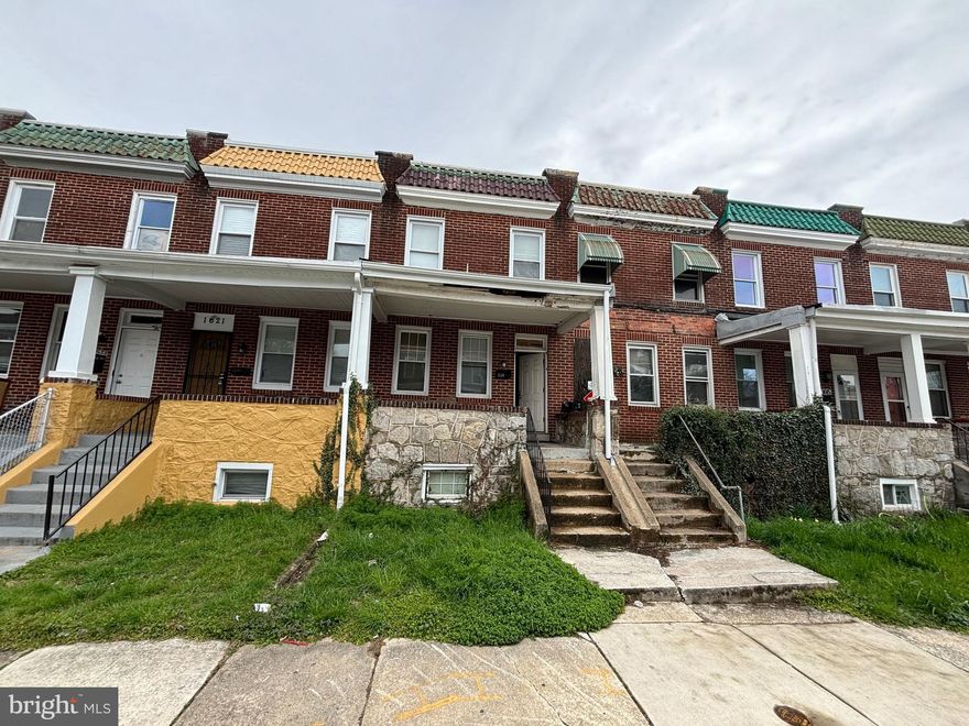 3BR/1BA interior rowhome located in the Better Waverly neighborhood. This property features hardwood flooring, gas forced heat, and an opportunity to be transformed into a great primary residence or investment property. Renovate this home and benefit from sweat equity.