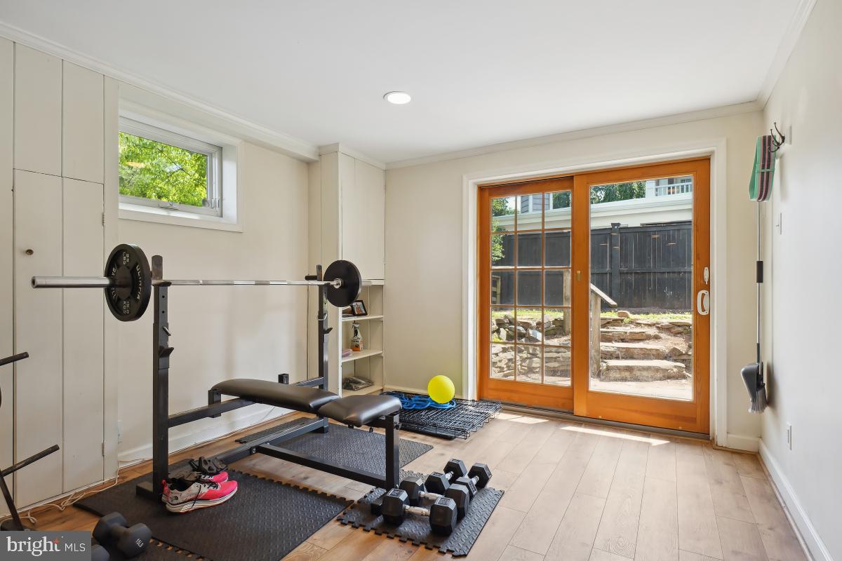 PINEVIEW - Residential