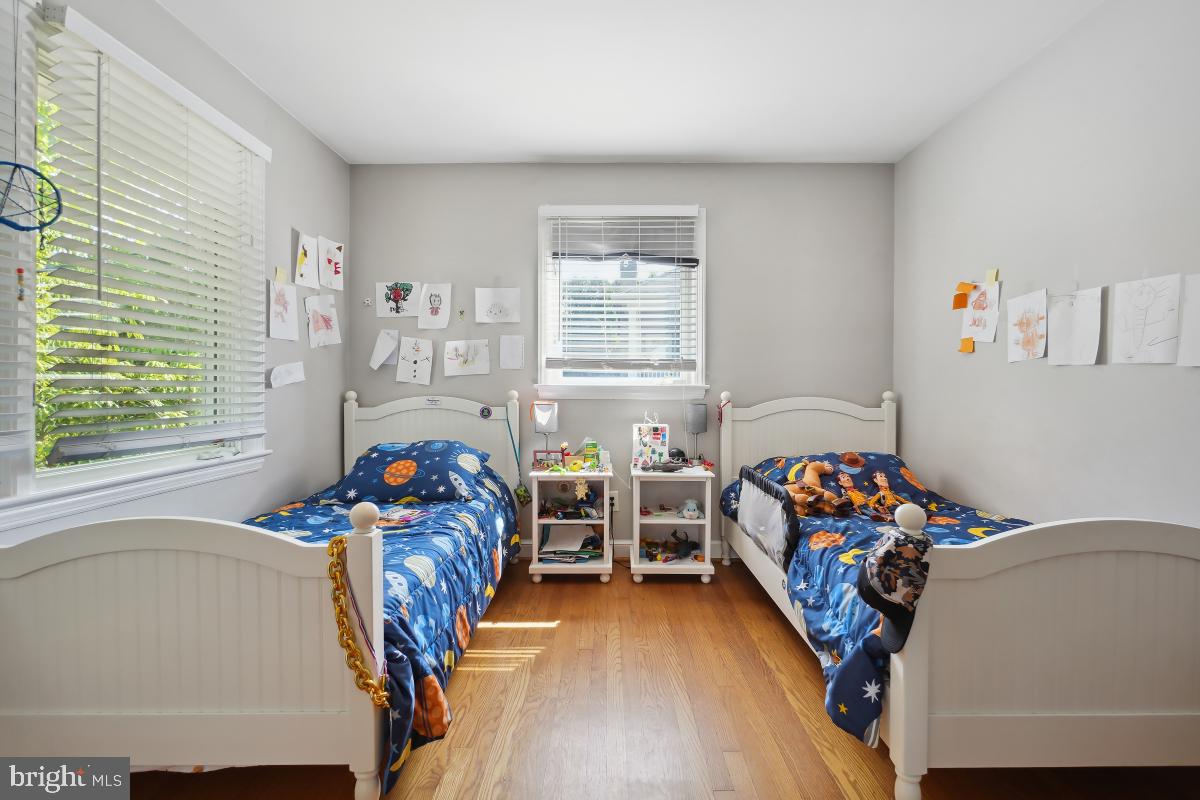 PINEVIEW - Residential