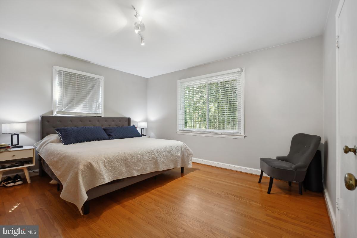 PINEVIEW - Residential