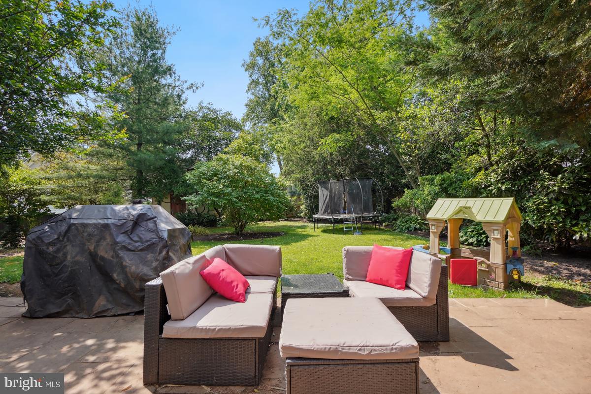 PINEVIEW - Residential