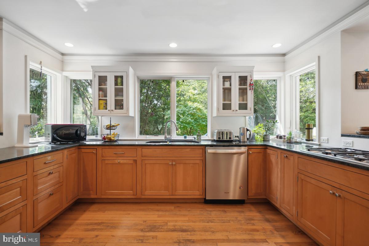 PINEVIEW - Residential