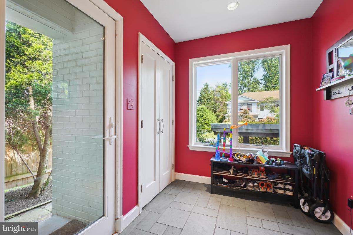 PINEVIEW - Residential