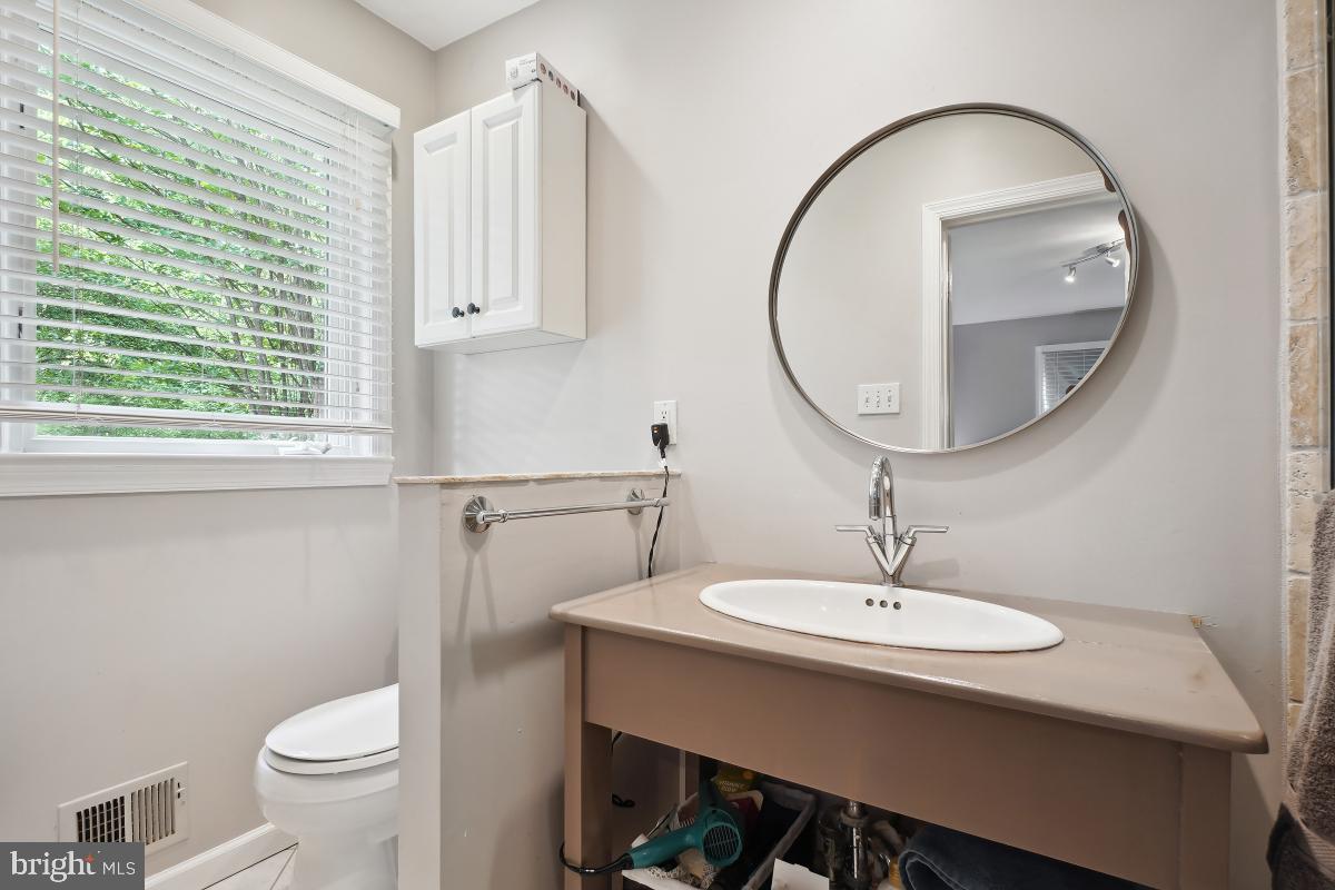 PINEVIEW - Residential