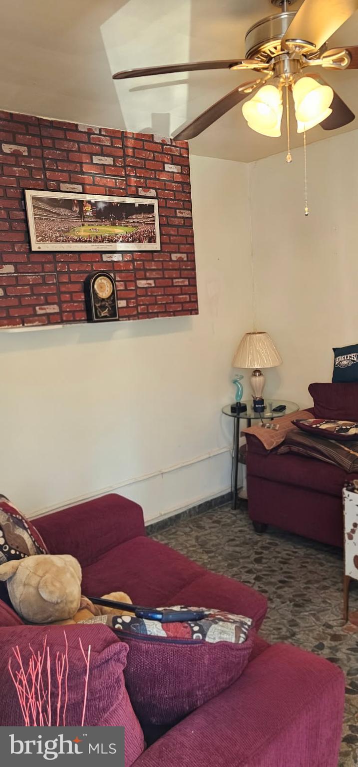 NORTH HILLS - Residential