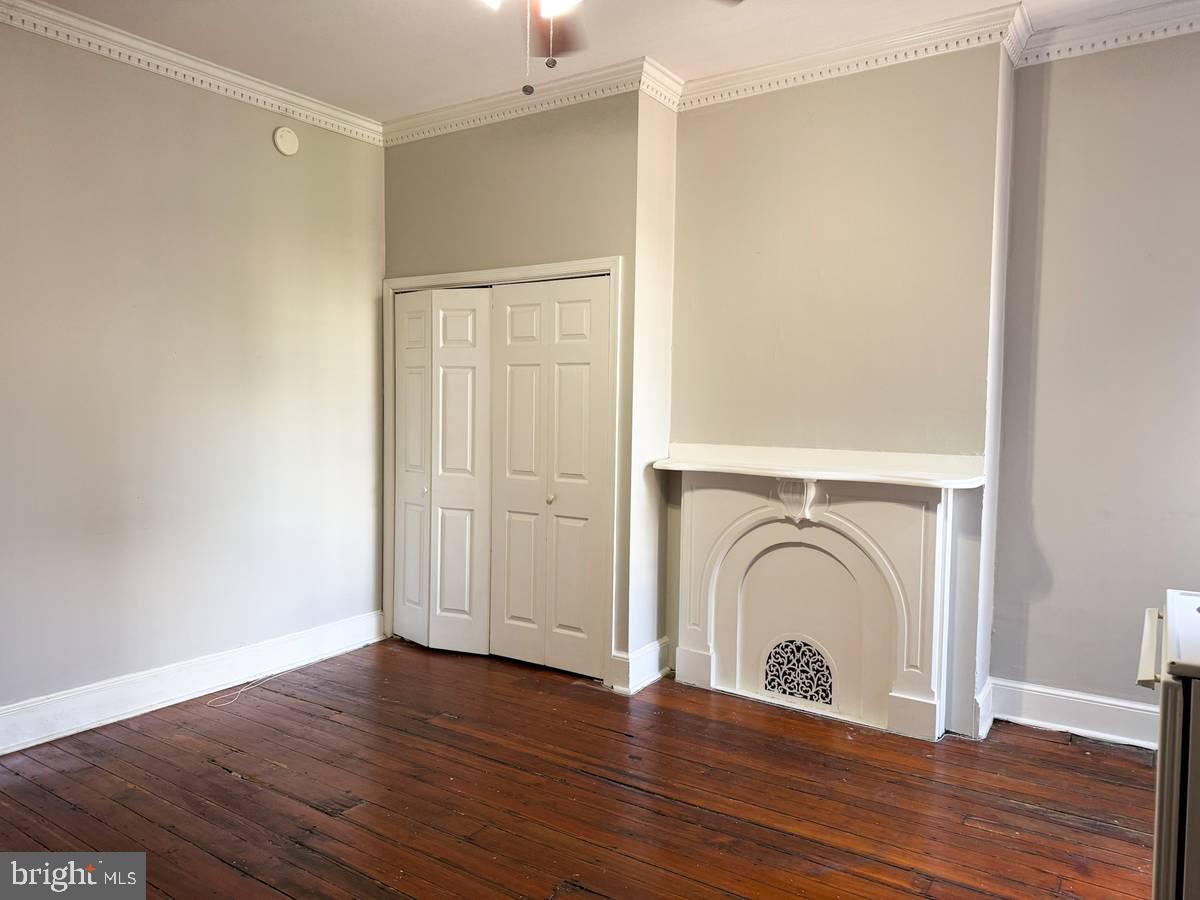 2209 WALNUT STREET 3M