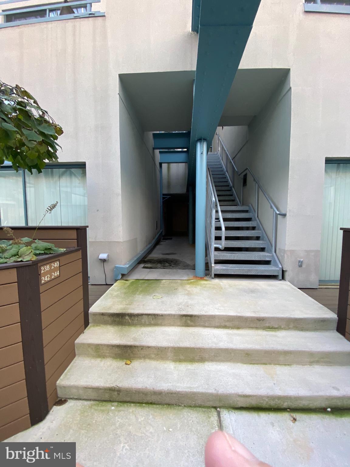 PENN'S LANDING - Residential Lease