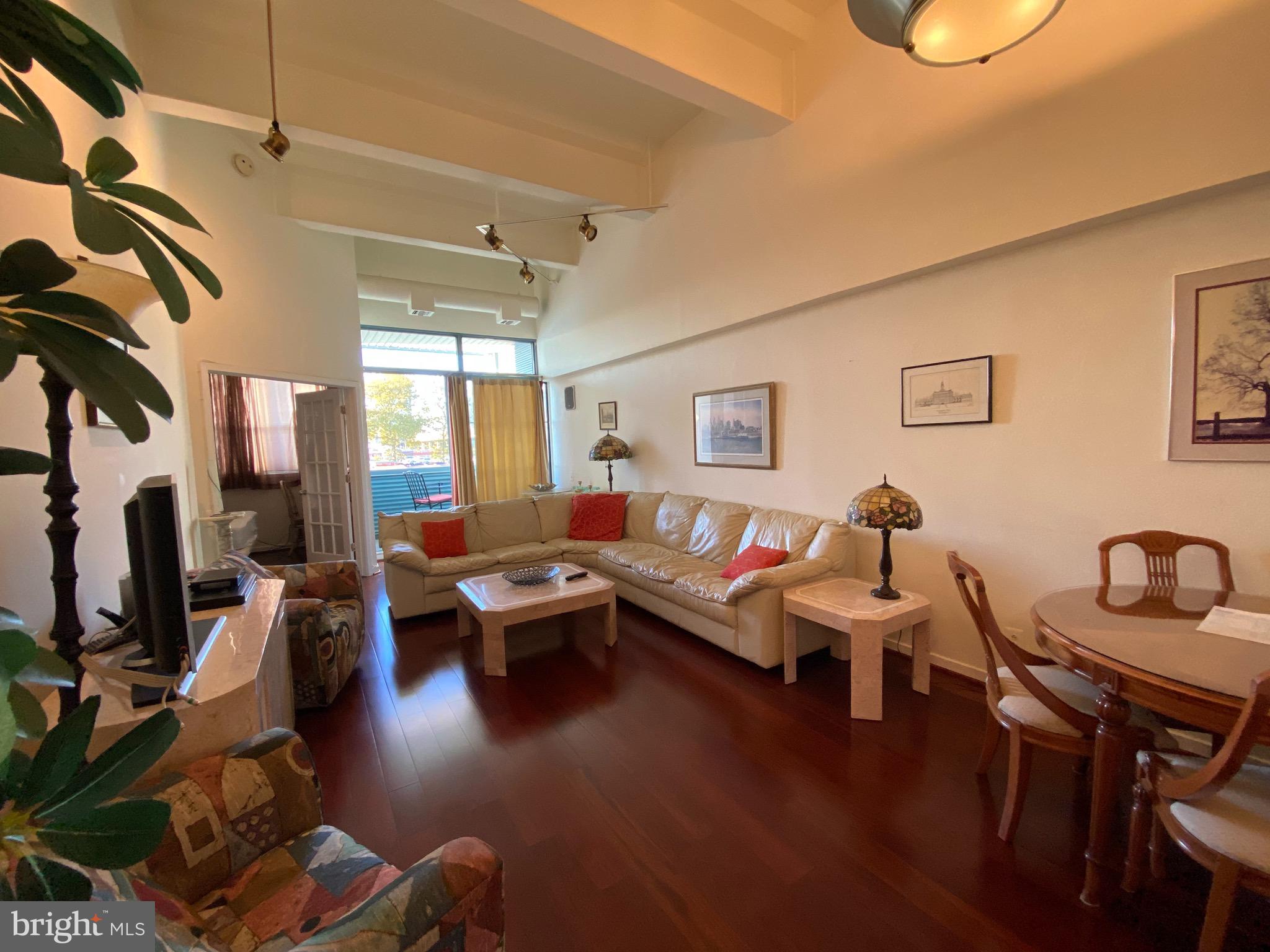 PENN'S LANDING - Residential Lease