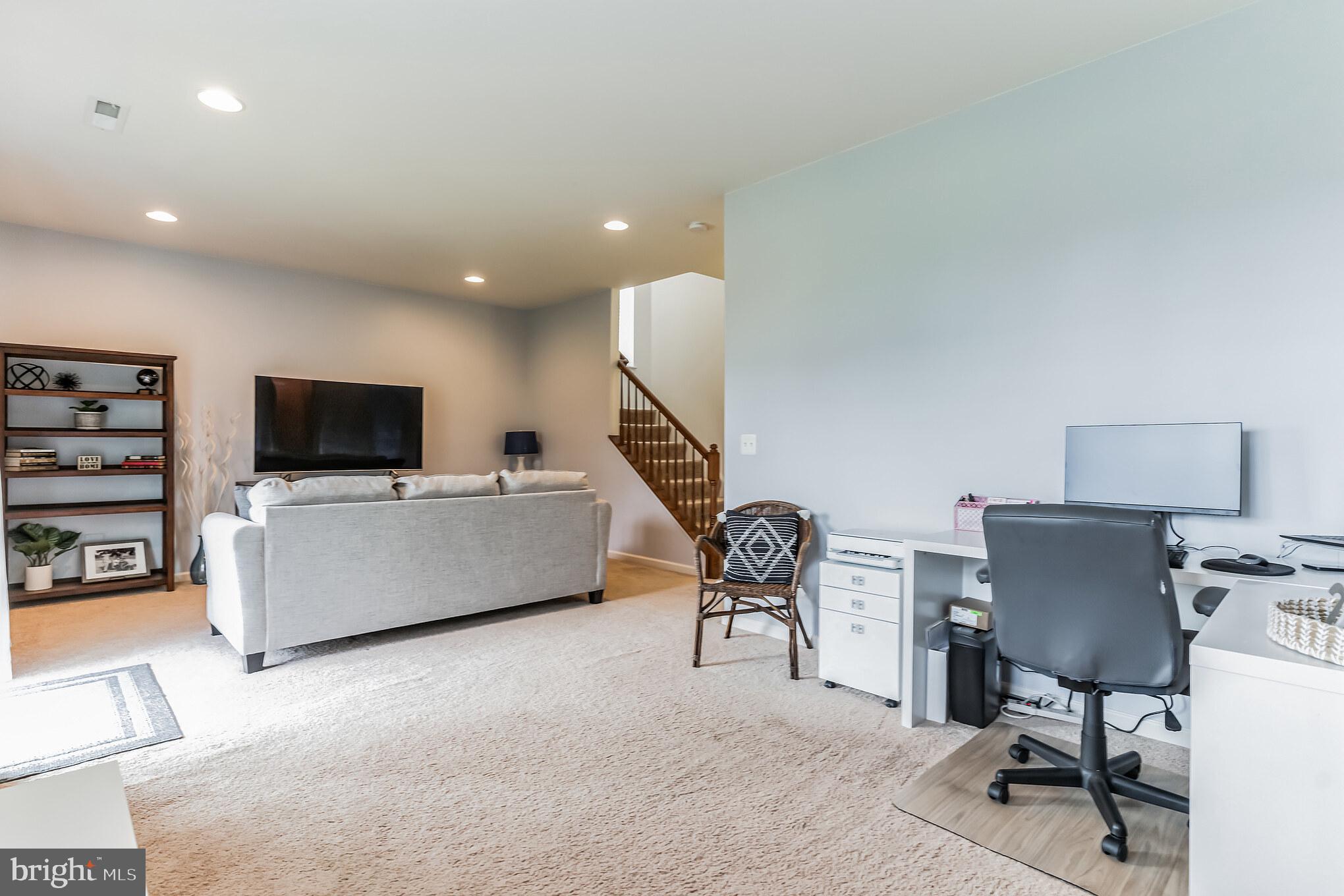 COLONIAL FORGE - Residential