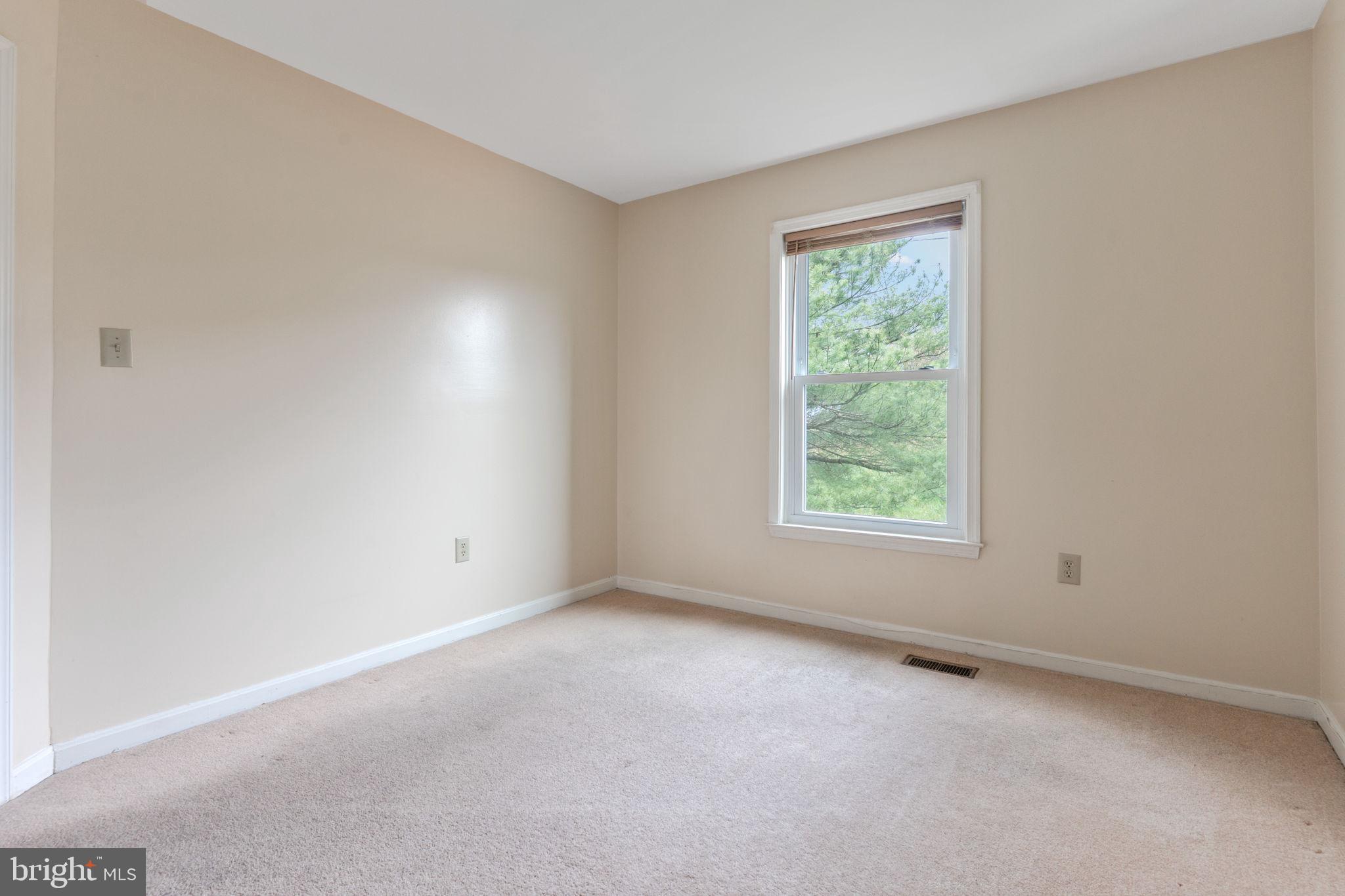 MONTPELIER HILLS - Residential