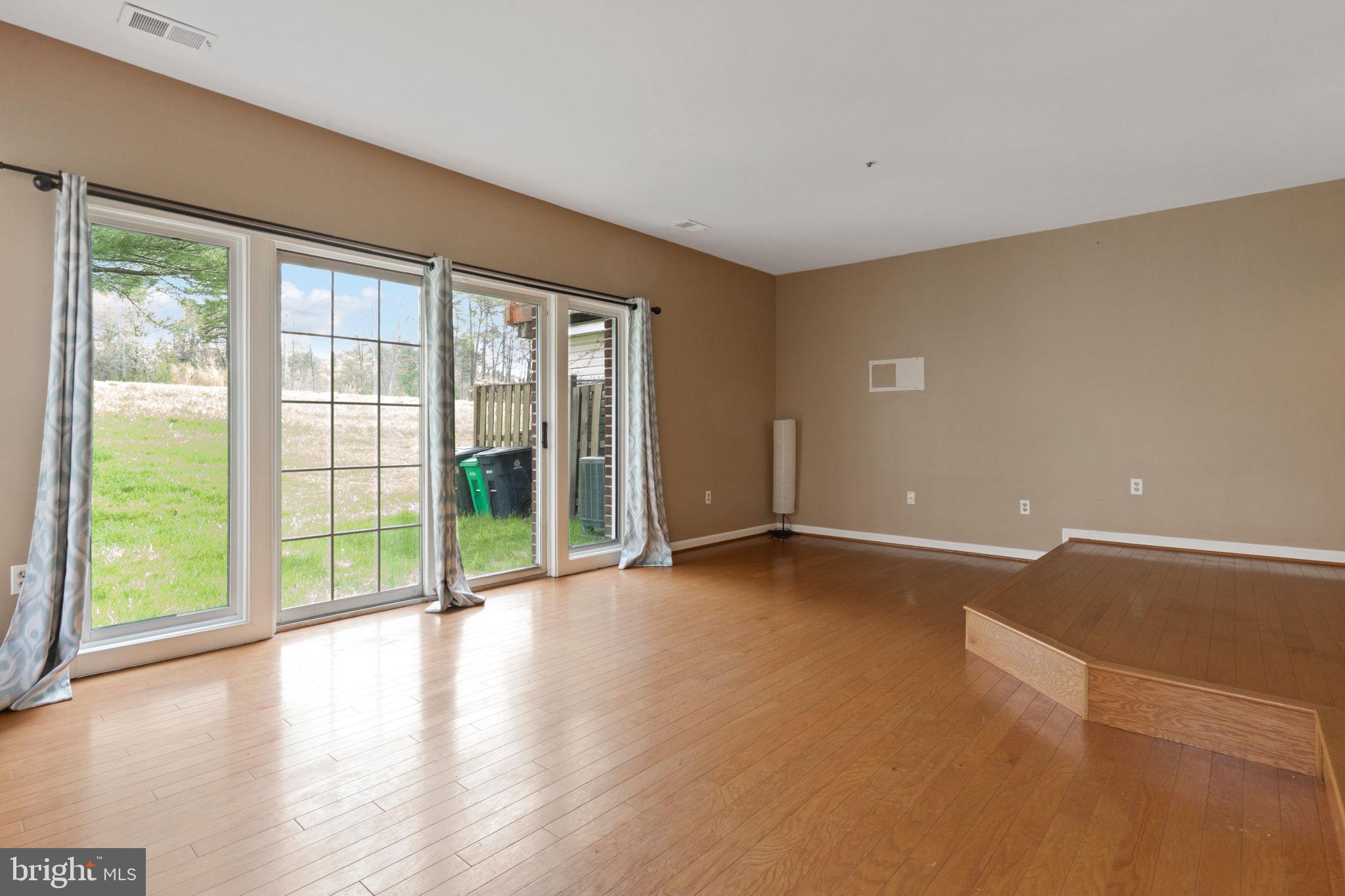 MONTPELIER HILLS - Residential