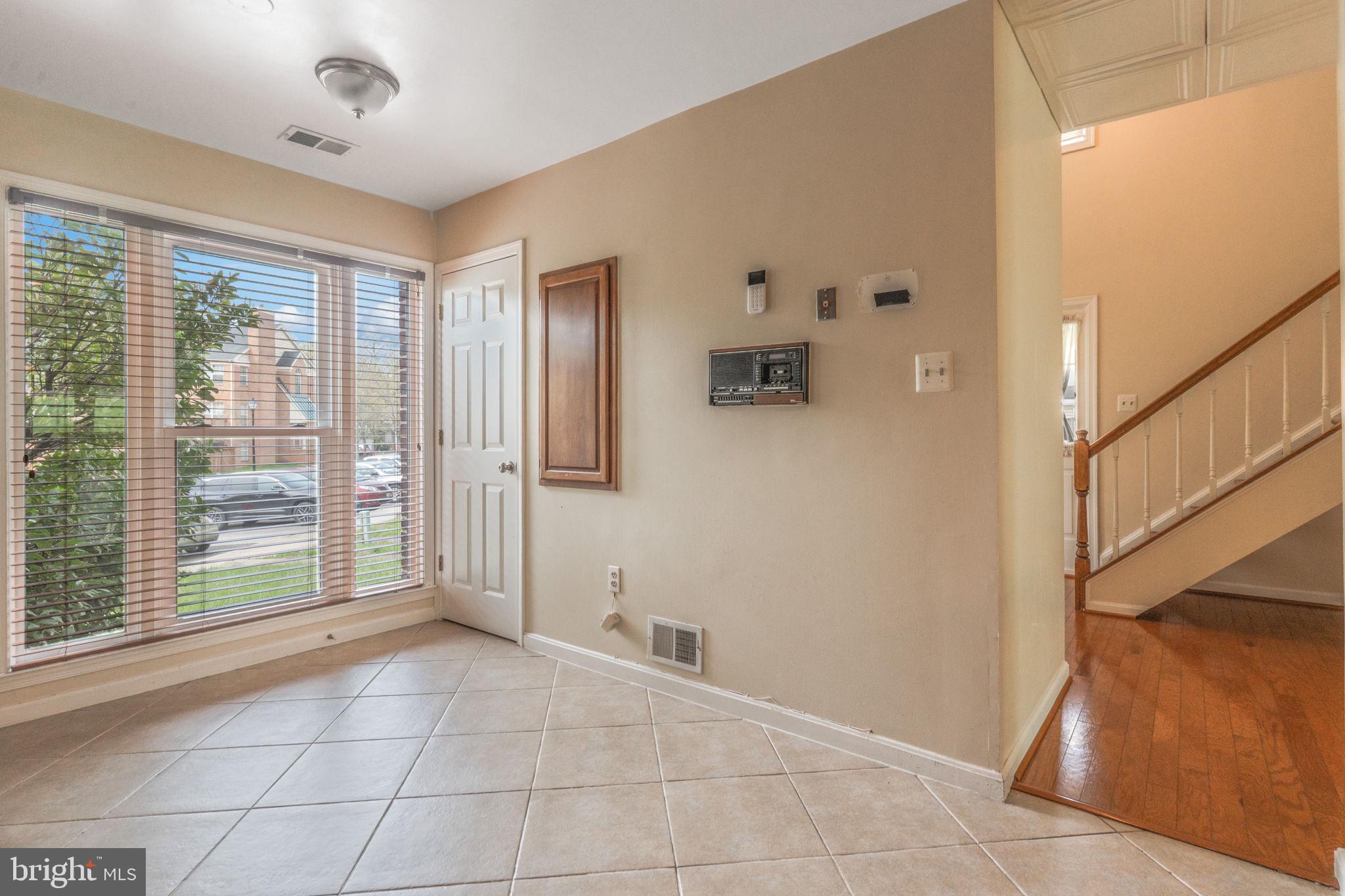 MONTPELIER HILLS - Residential