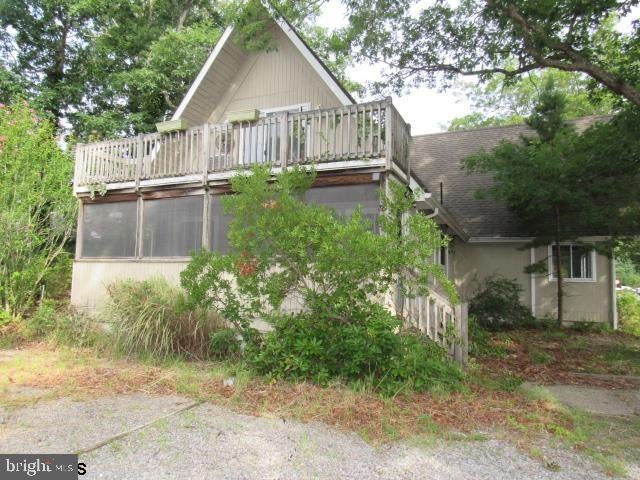 14 PINE TREE DRIVE
