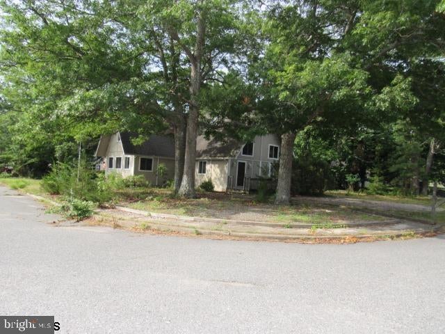 14 PINE TREE DRIVE