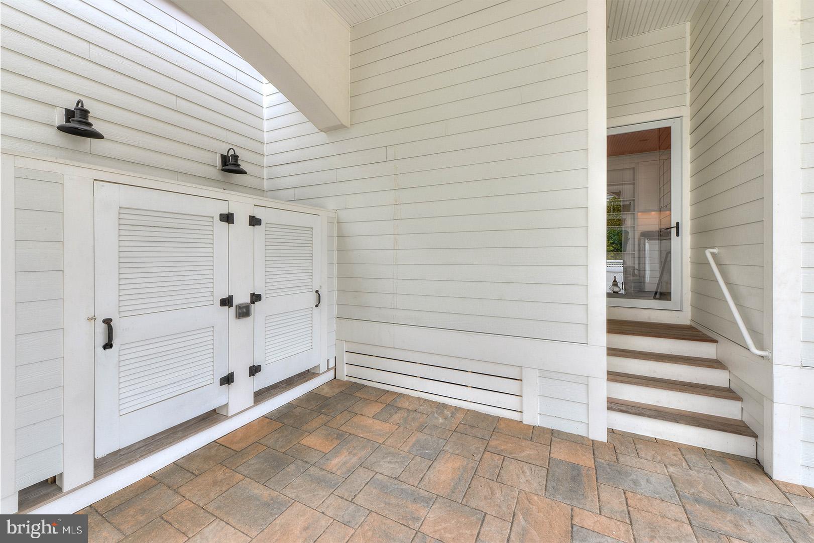 NORTH SHORES - Residential