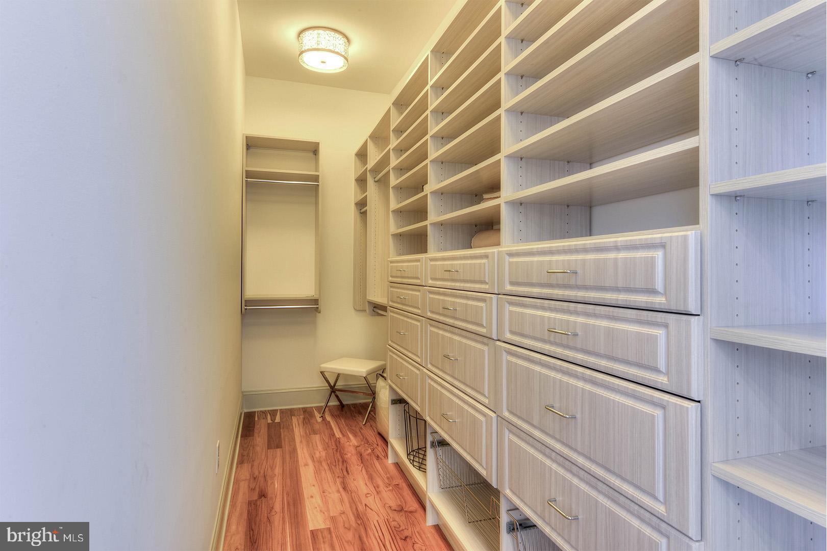 NORTH SHORES - Residential