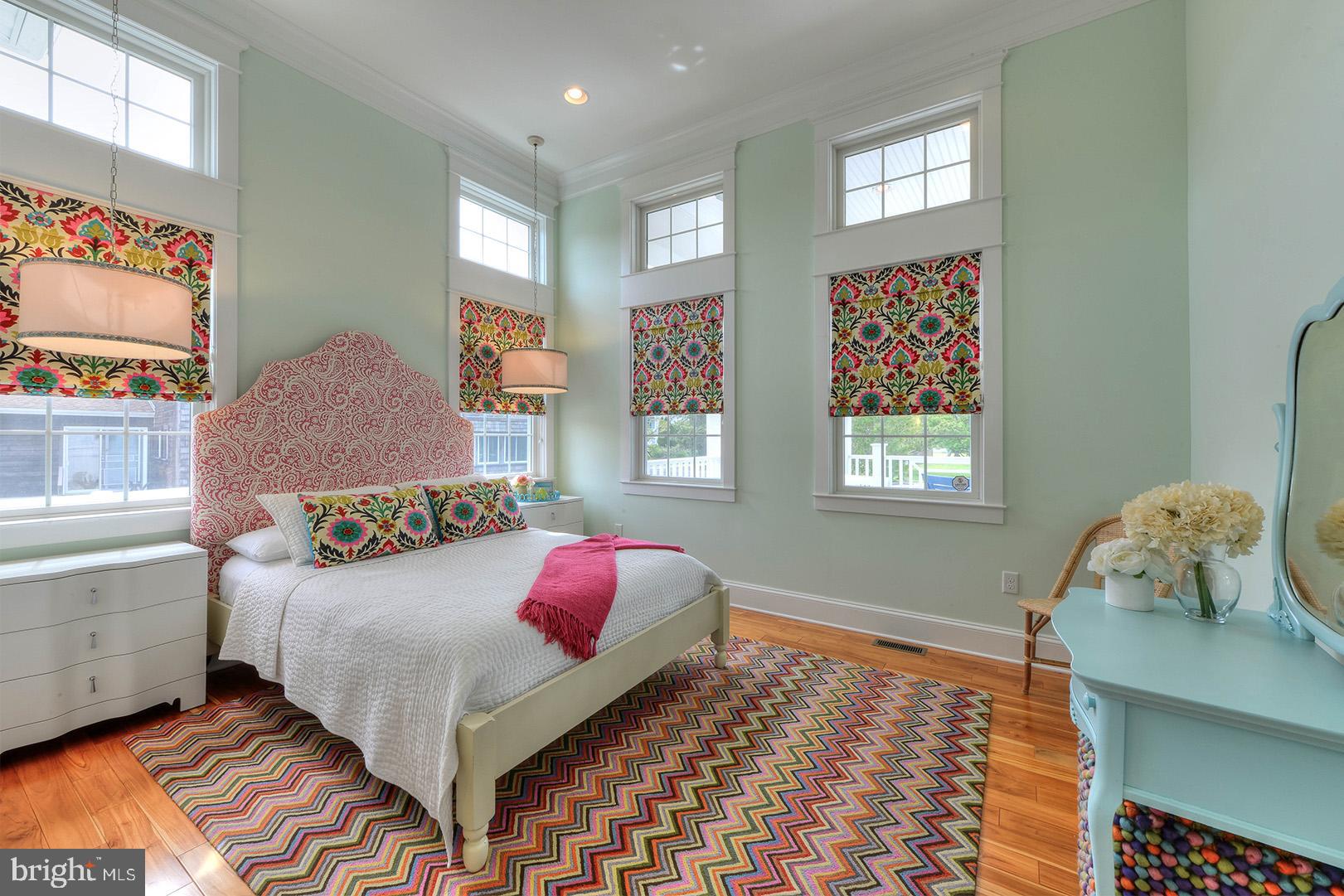 NORTH SHORES - Residential